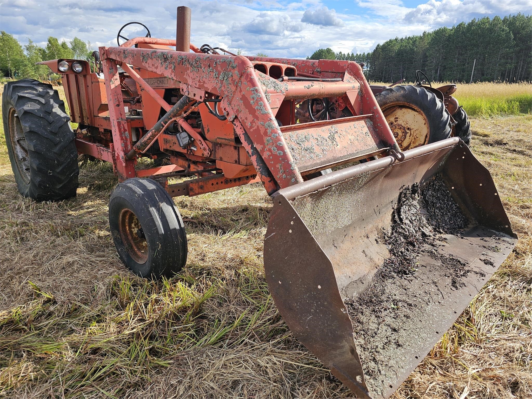 1968 Allis Chalmers 190XT III Tractor