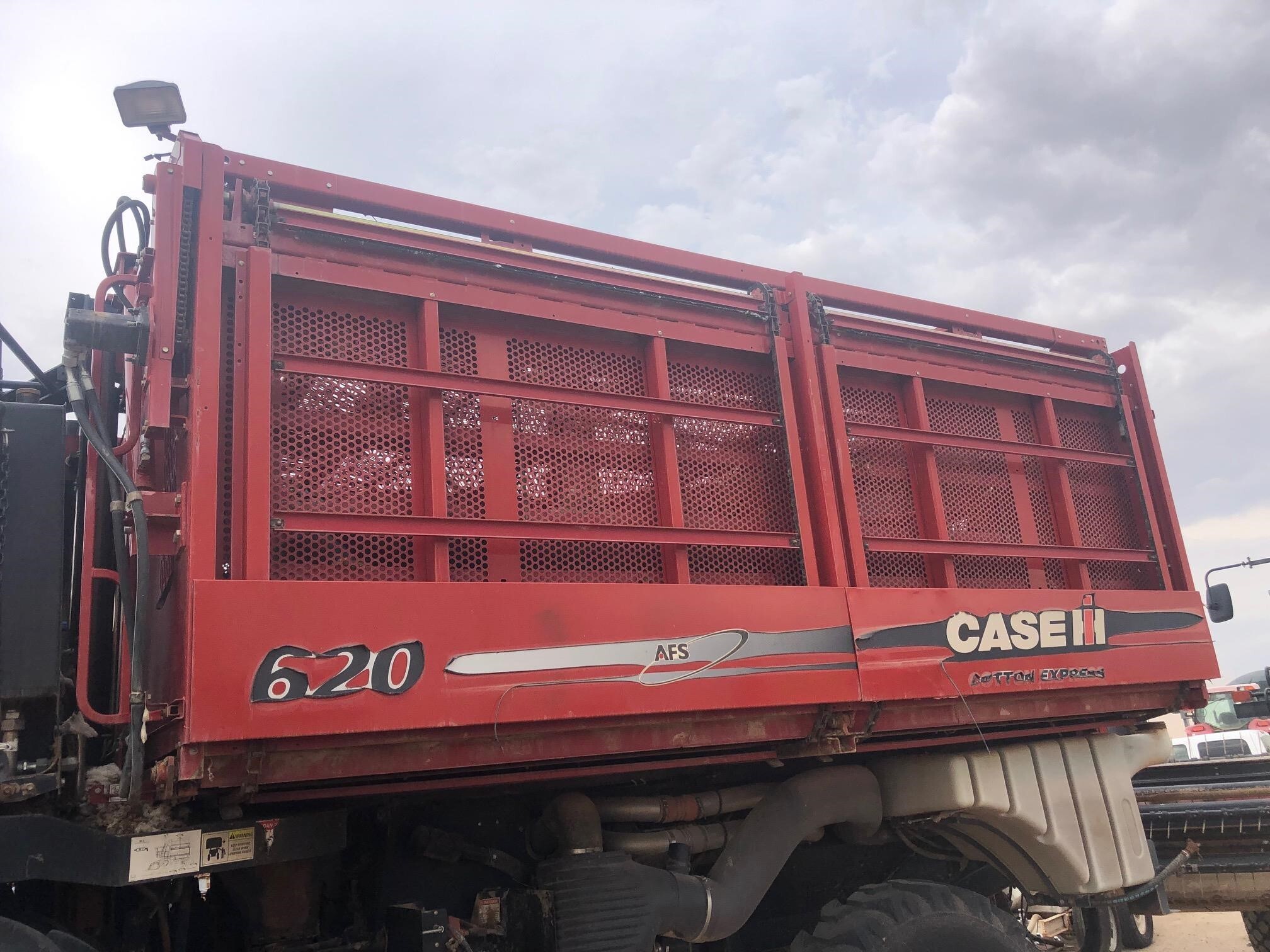 2011 Case IH CPX620 Cotton Equipment