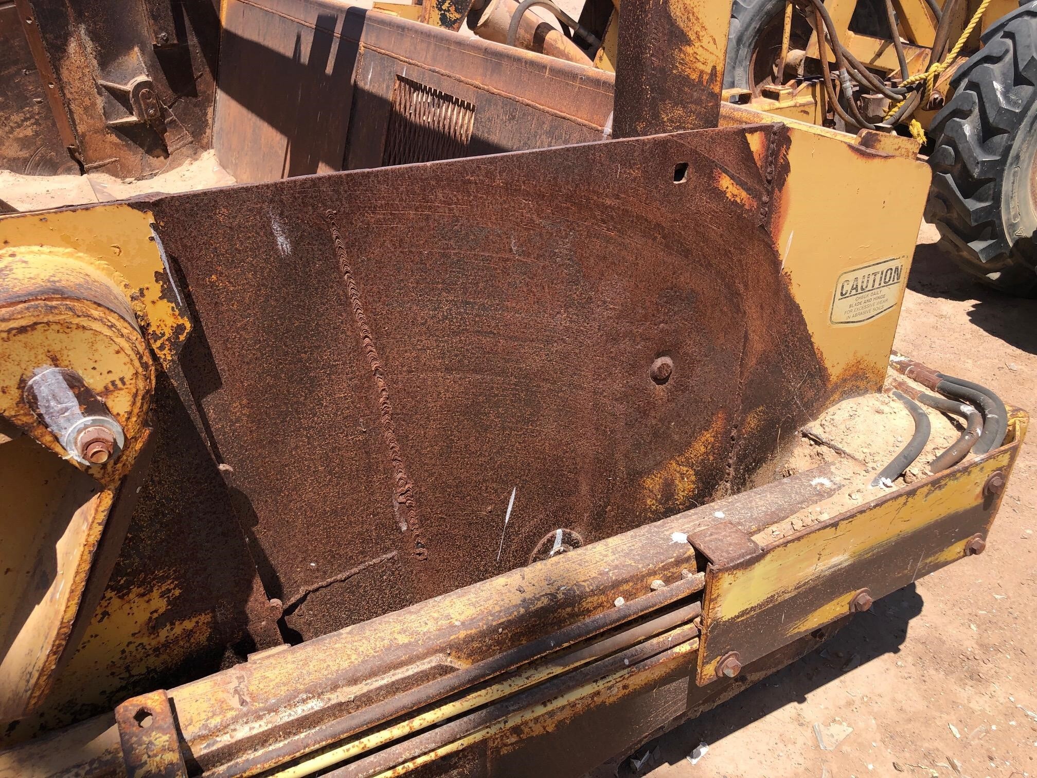 2010 Reynolds 15CFBR Scraper