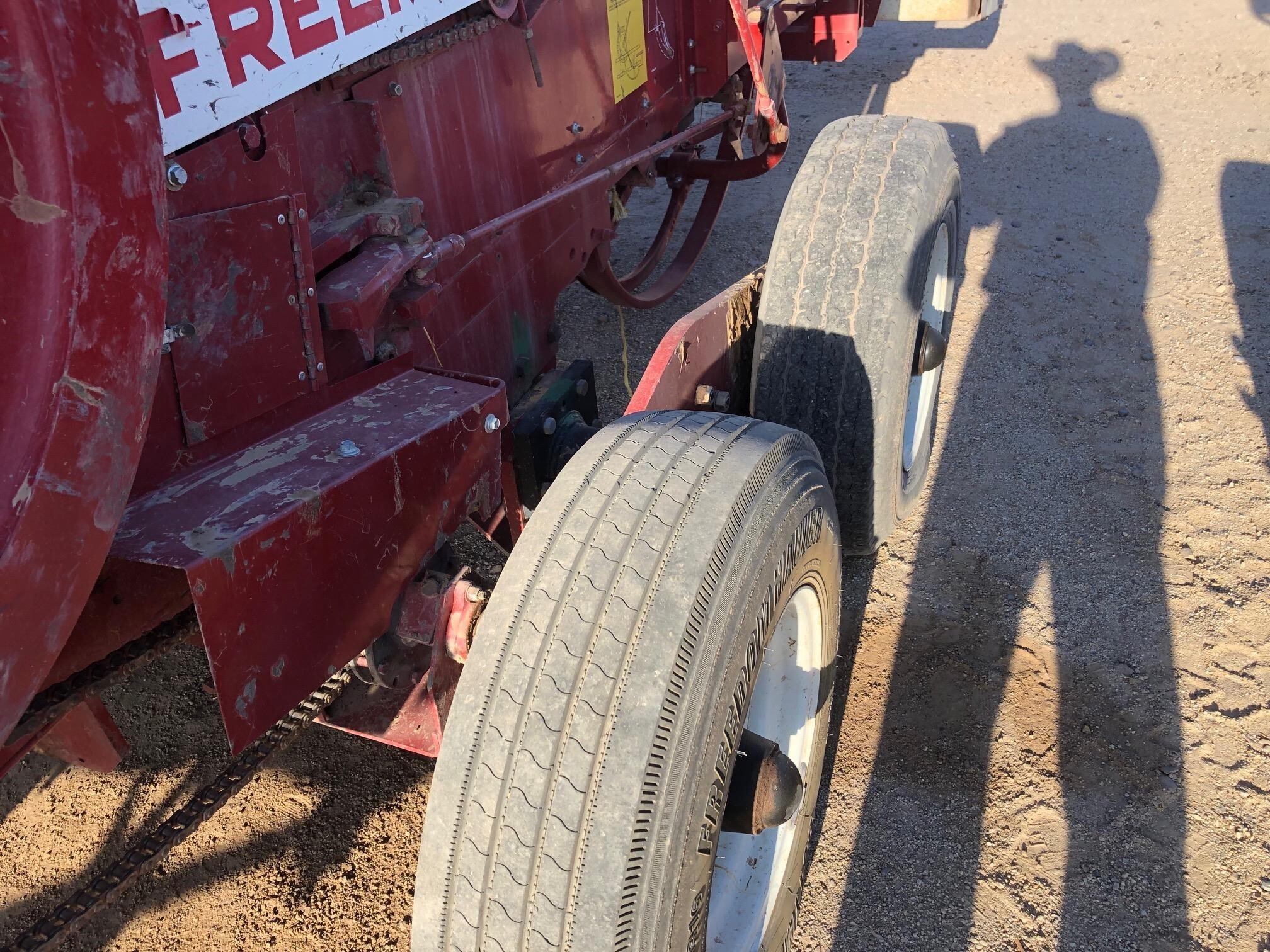 2021 Freeman 370 Small Square Baler