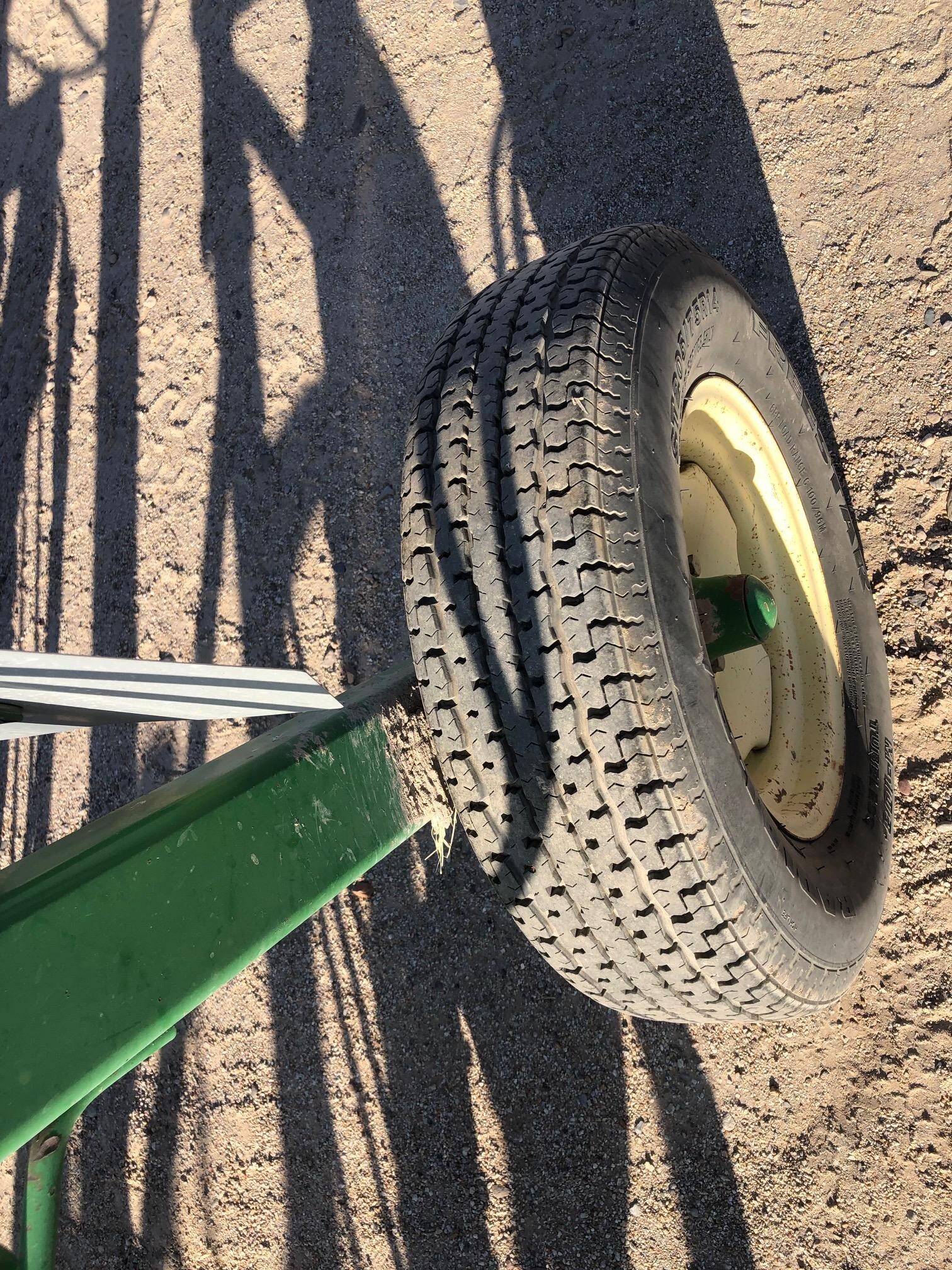 John Deere 705 Rake - $3,000 | Machinery Pete
