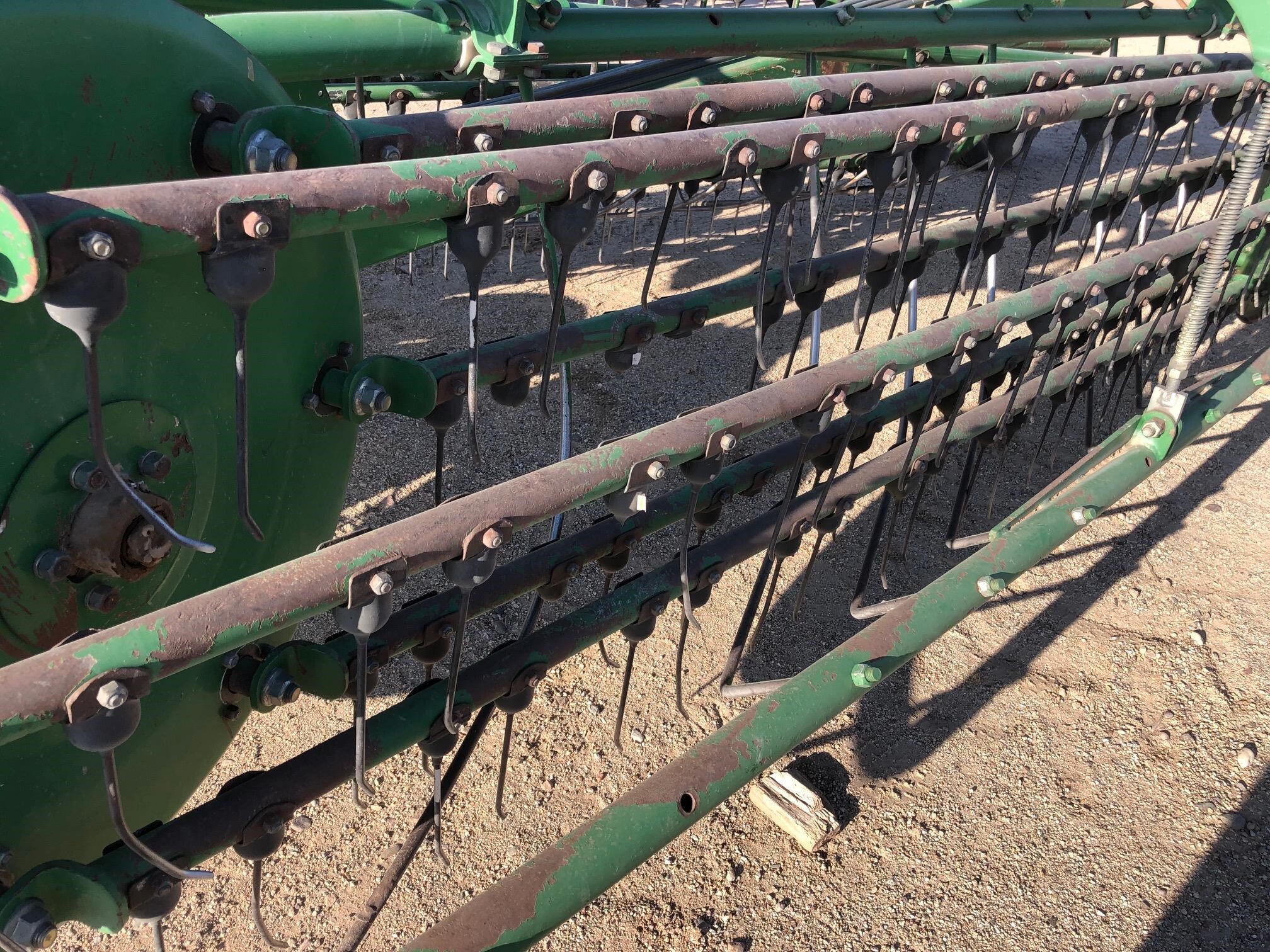 John Deere 705 Rake - $3,000 | Machinery Pete