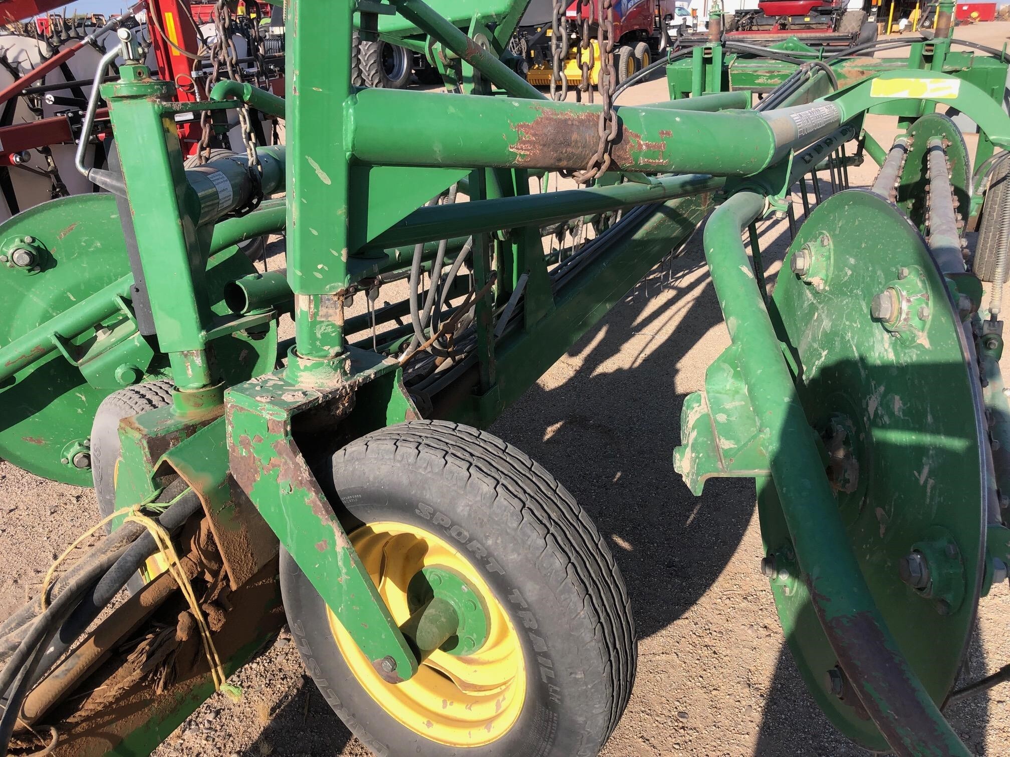 John Deere 705 Rake - $3,000 | Machinery Pete