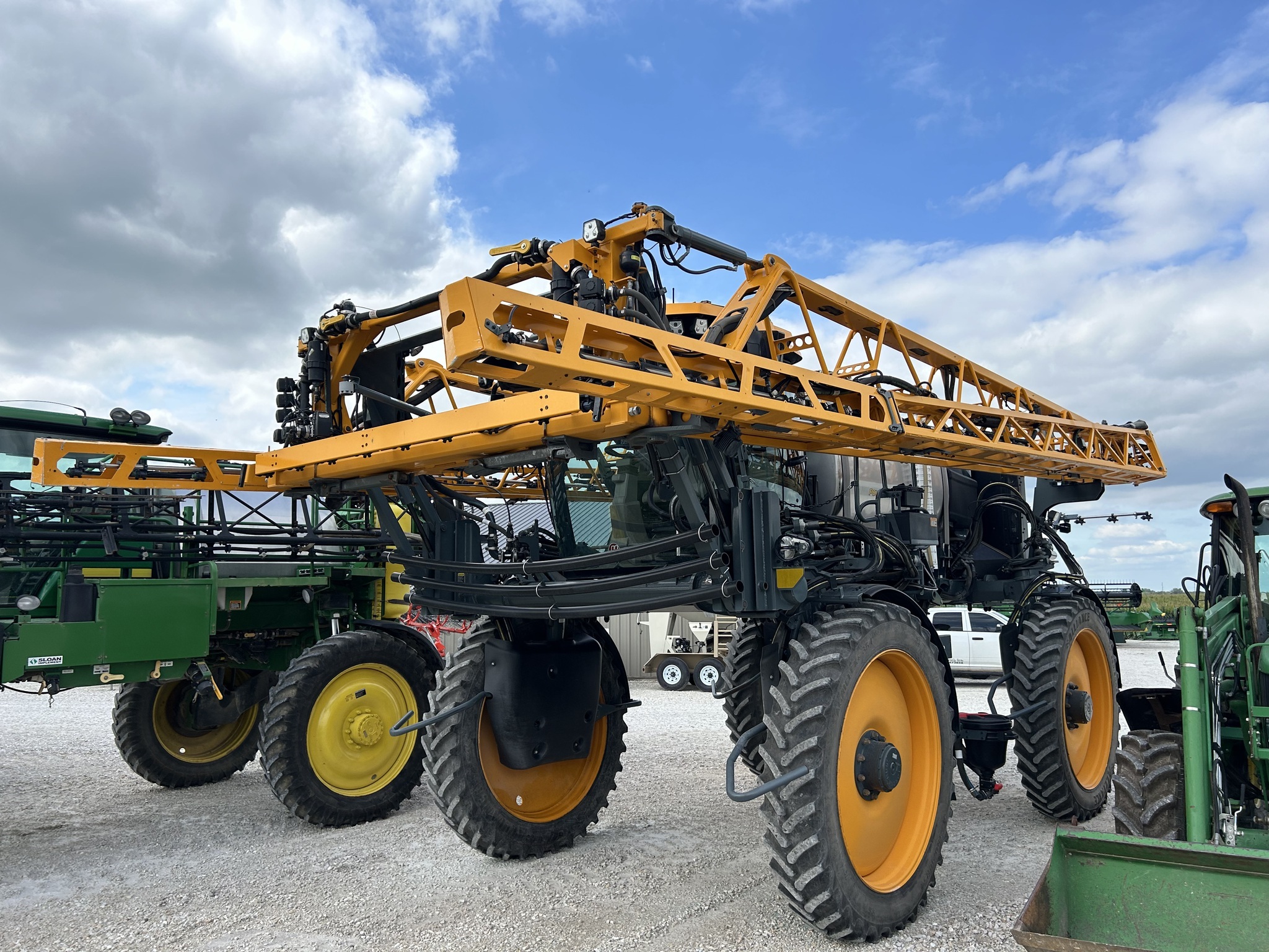2022 Hagie STS12 Self-Propelled Sprayer