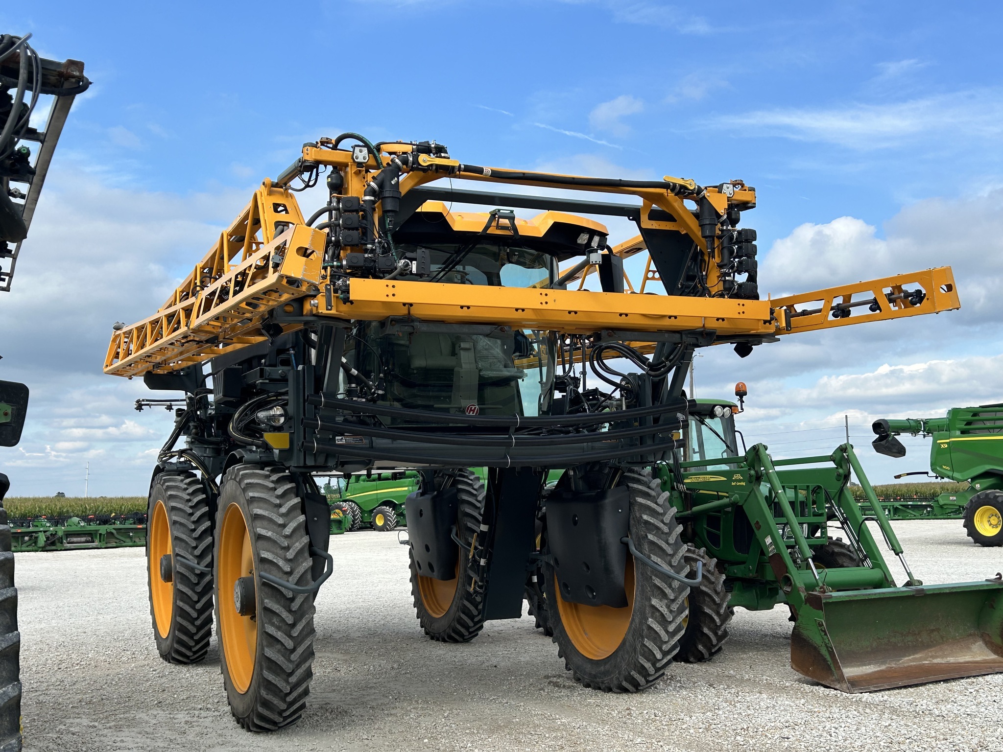2022 Hagie STS12 Self-Propelled Sprayer