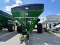 2023 Parker 1042 Grain Cart