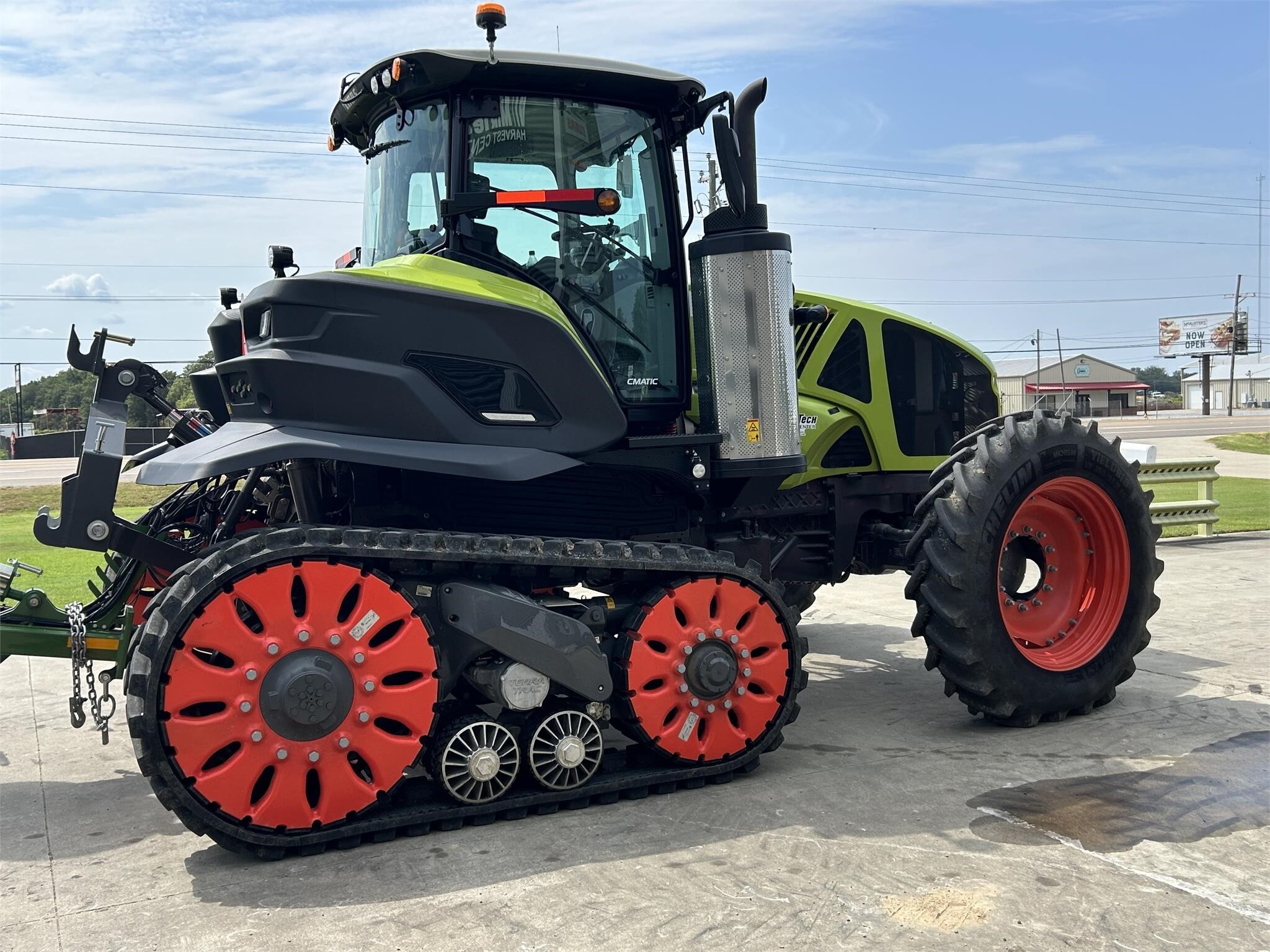 2024 Claas AXION 930TT Tractor