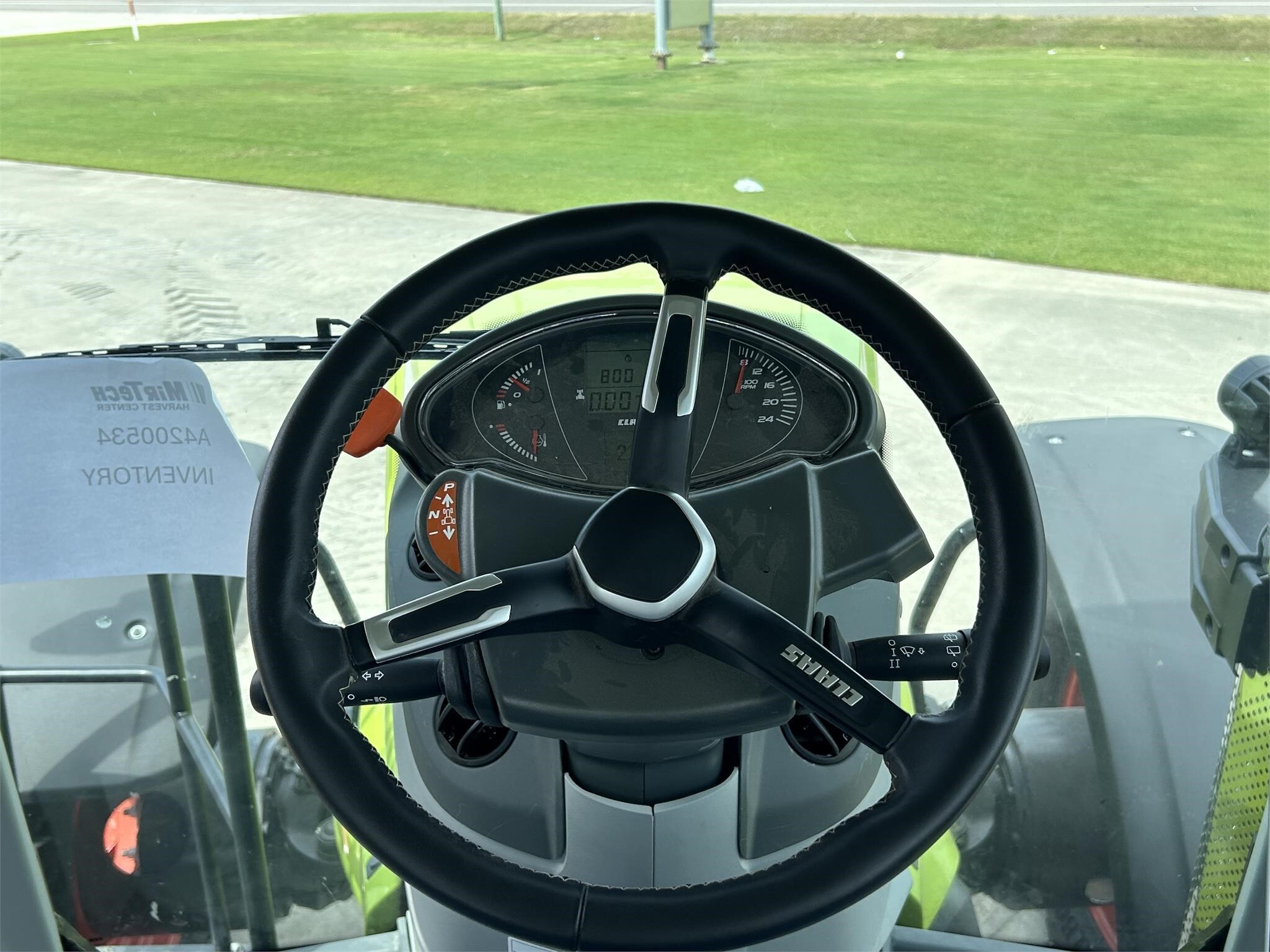 2023 Claas AXION 960TT Tractor