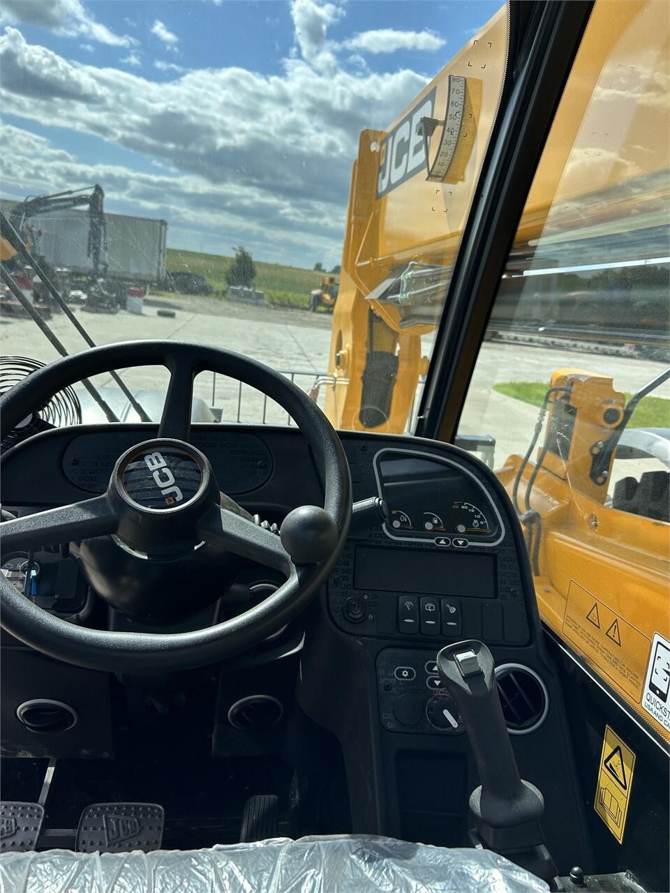 2024 JCB 509-42 Telehandler