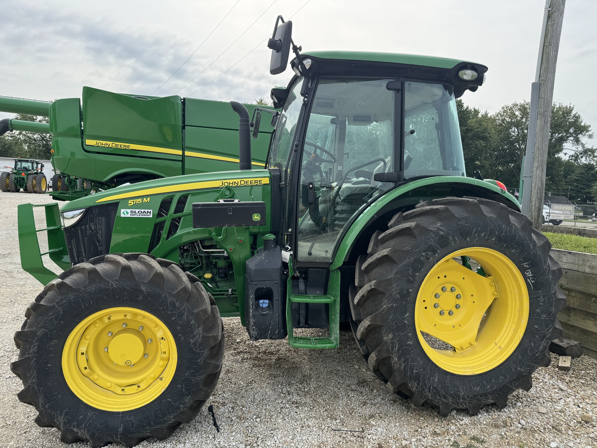 2022 John Deere 5115M Tractor