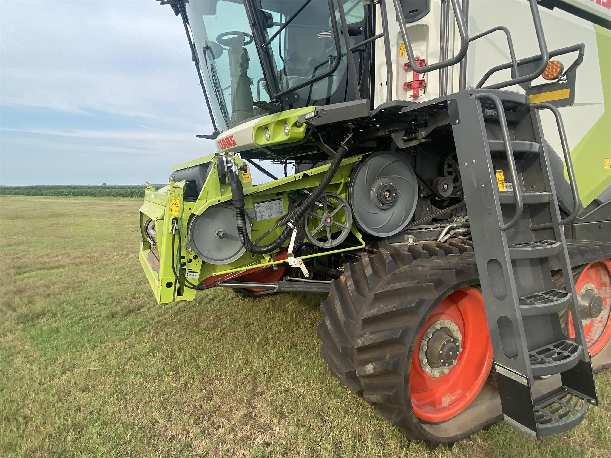 2021 Claas LEXION 8600TT Combine