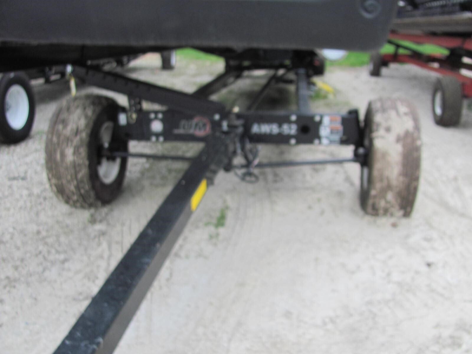  Unverferth AWS52 Header Trailer