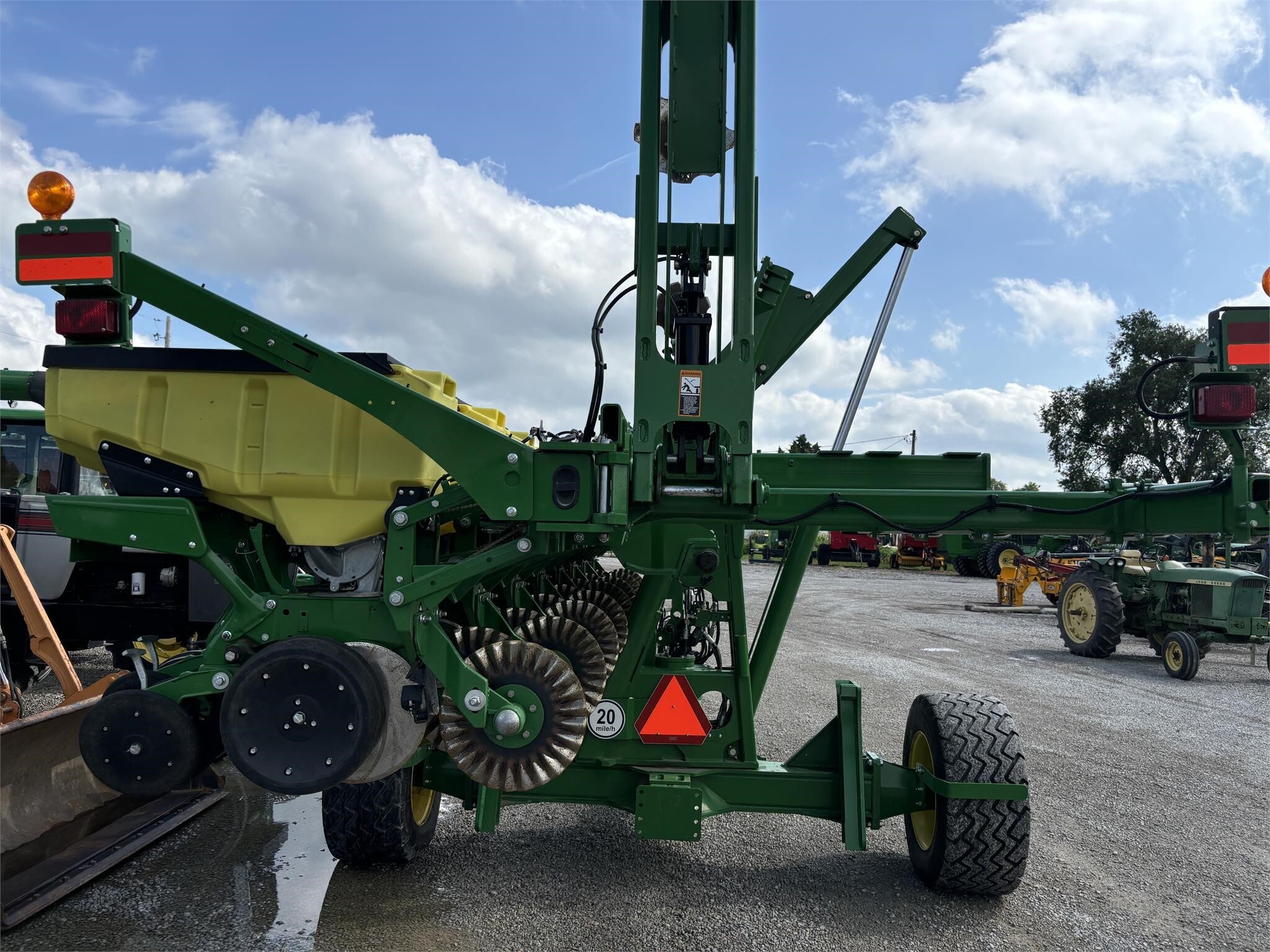 2022 John Deere 1745 Planter