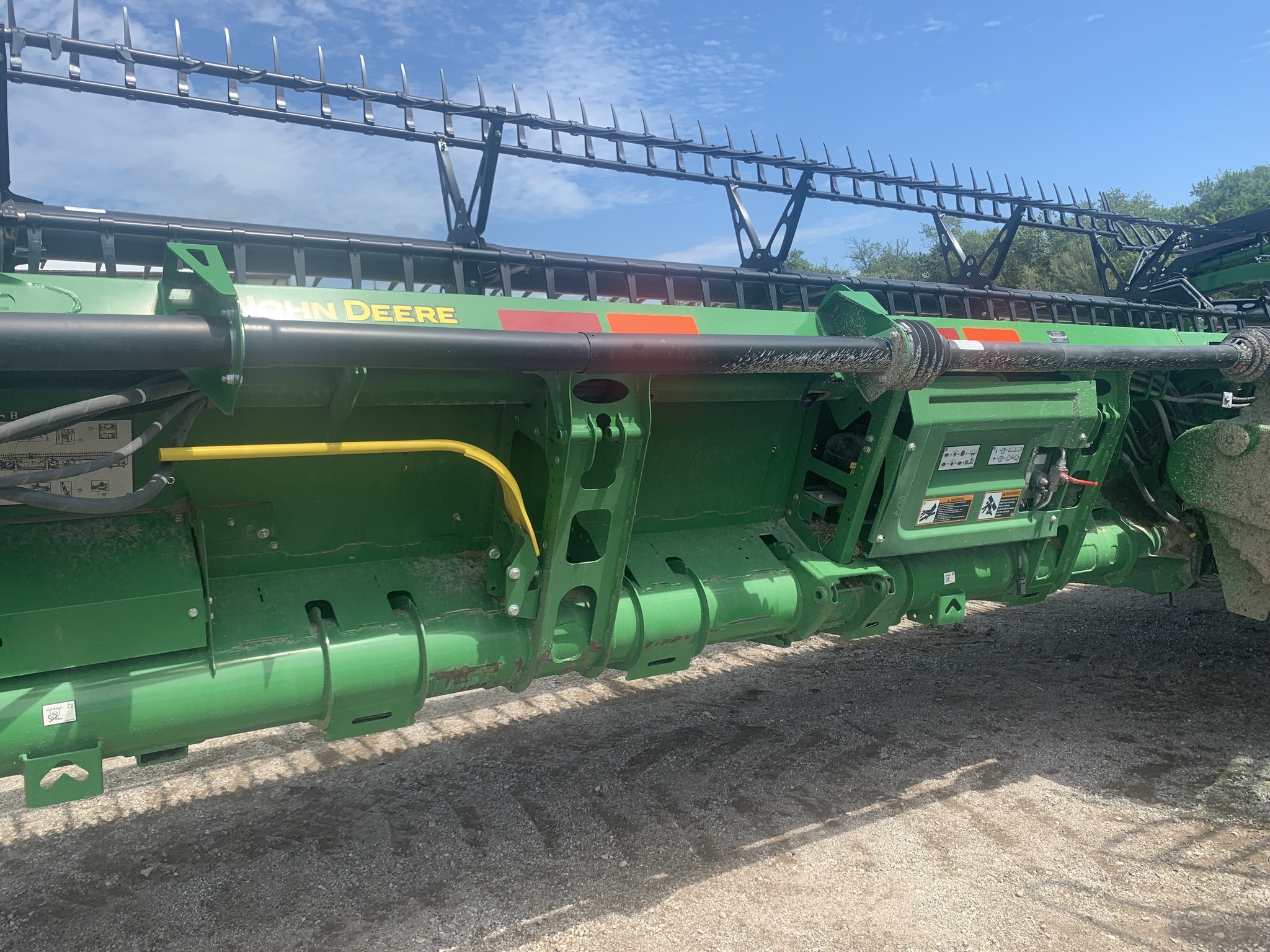 2022 John Deere HD40F Platform
