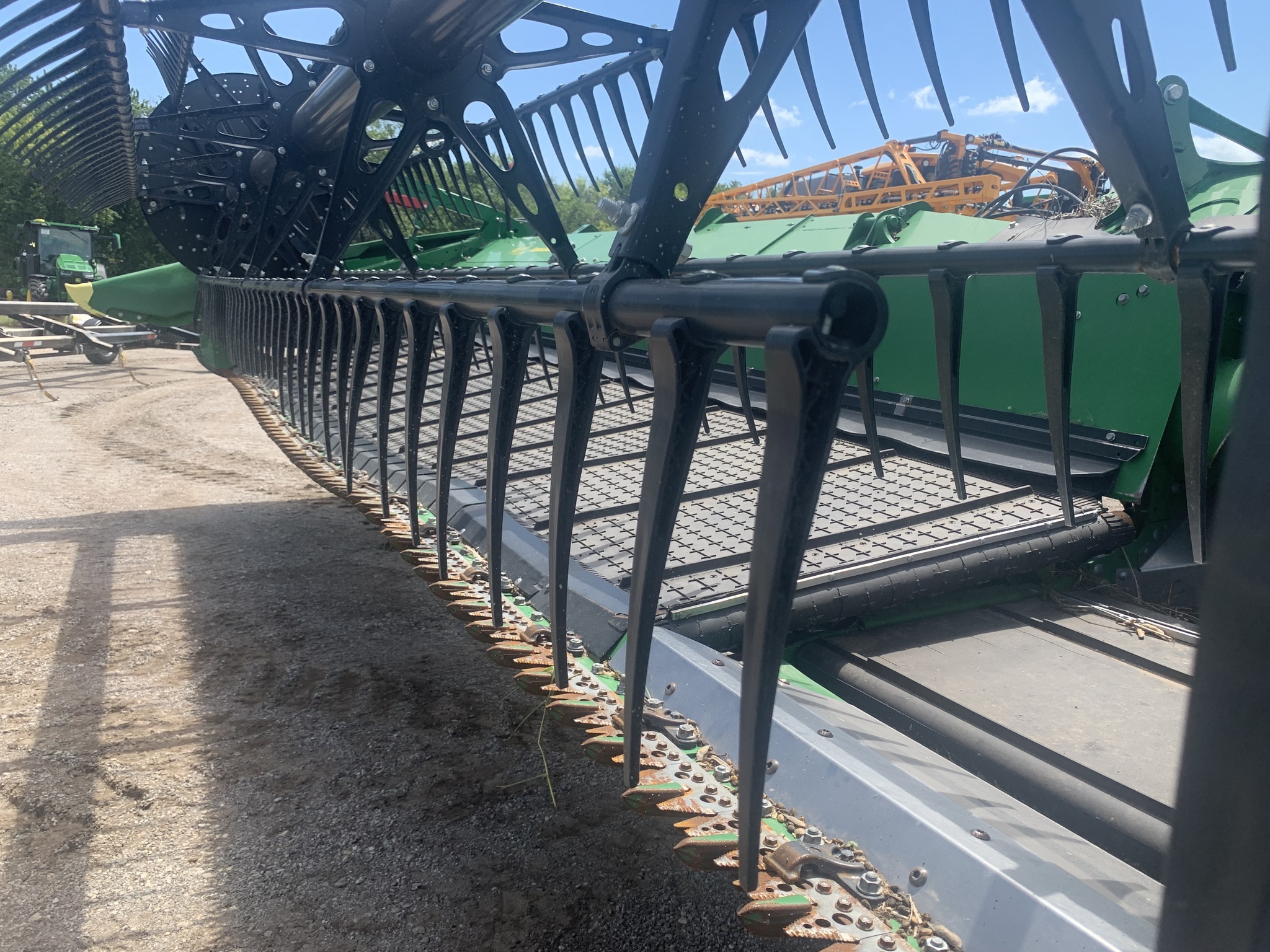 2022 John Deere HD40F Platform