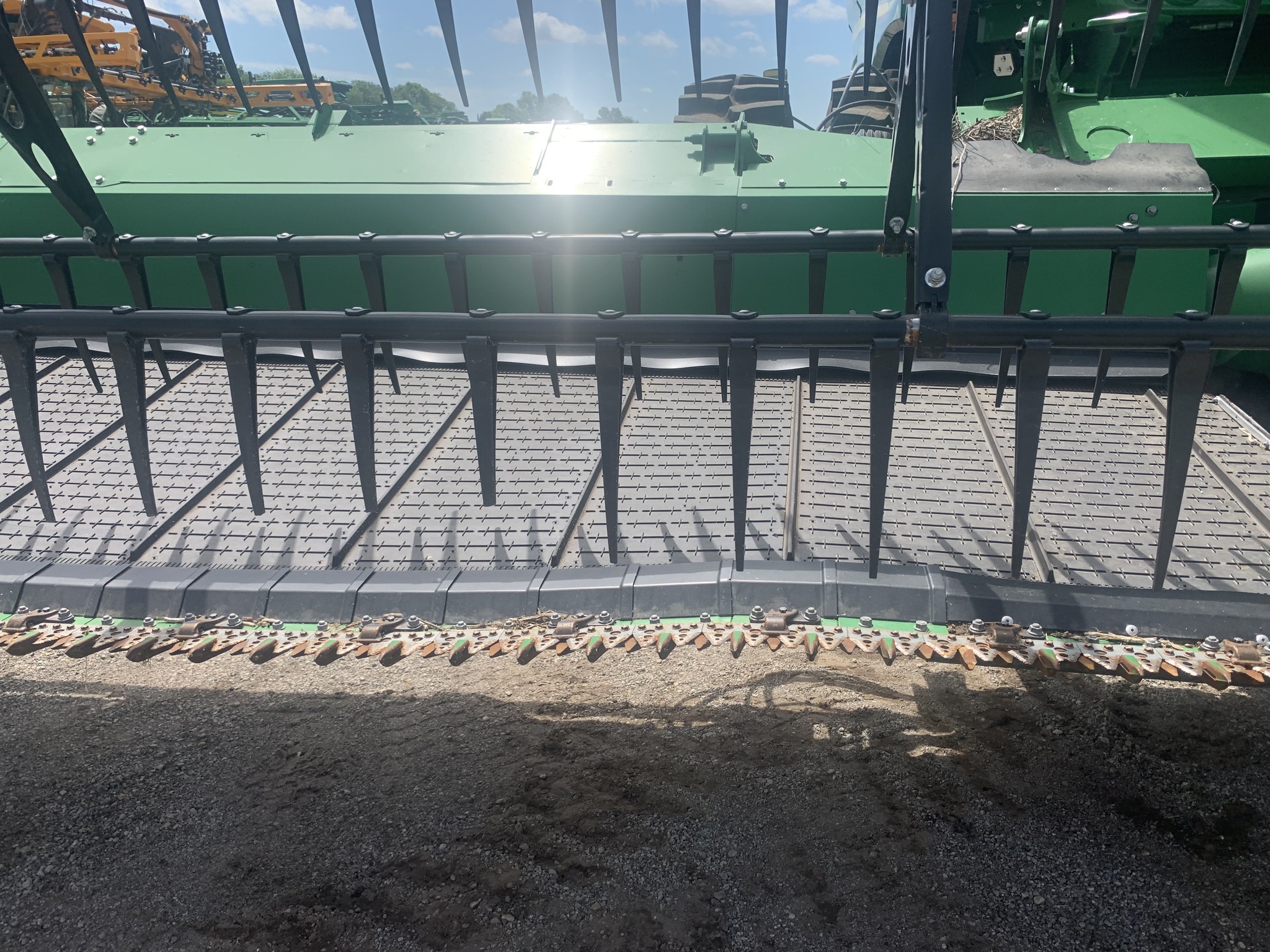 2022 John Deere HD40F Platform