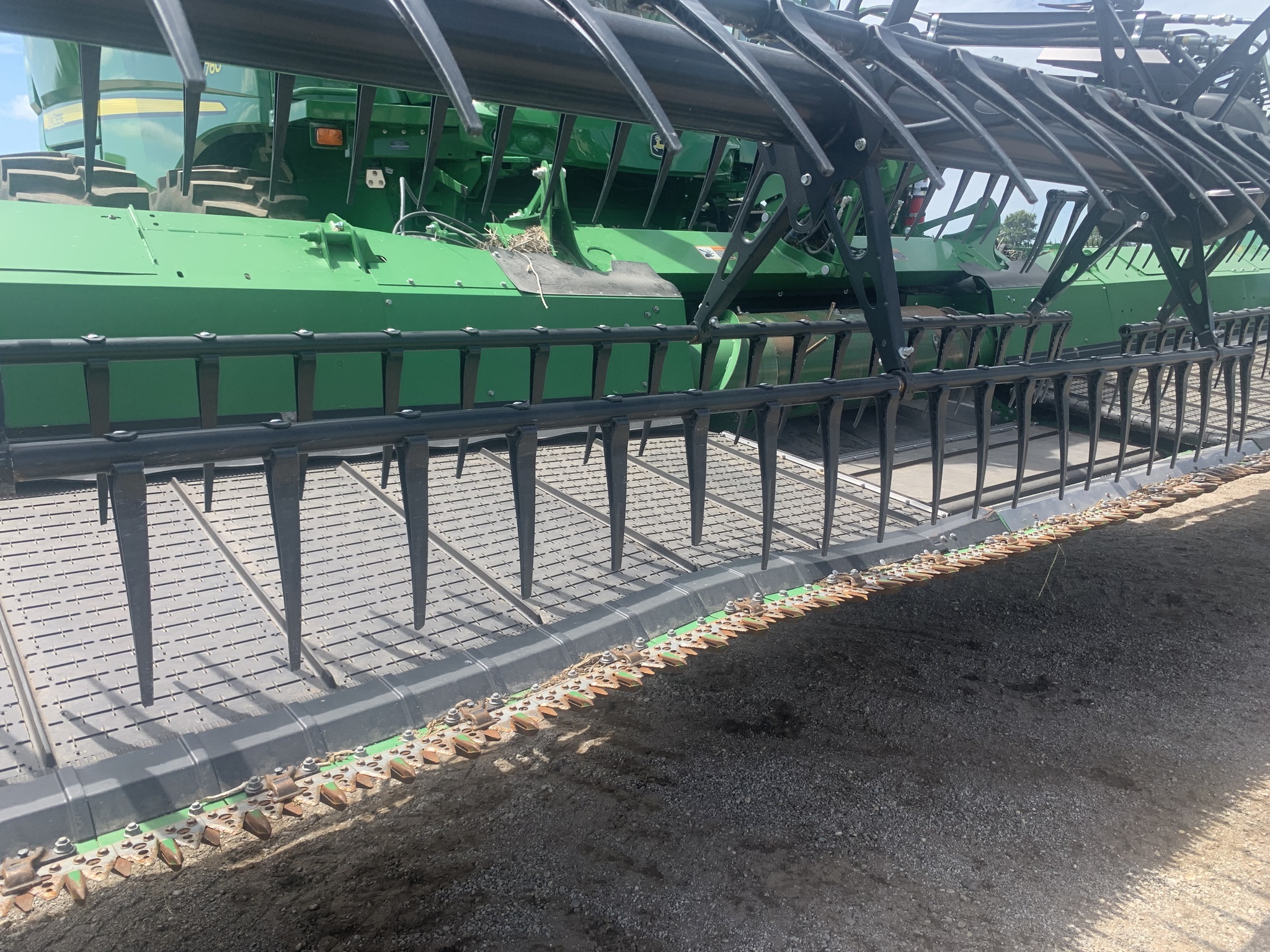 2022 John Deere HD40F Platform