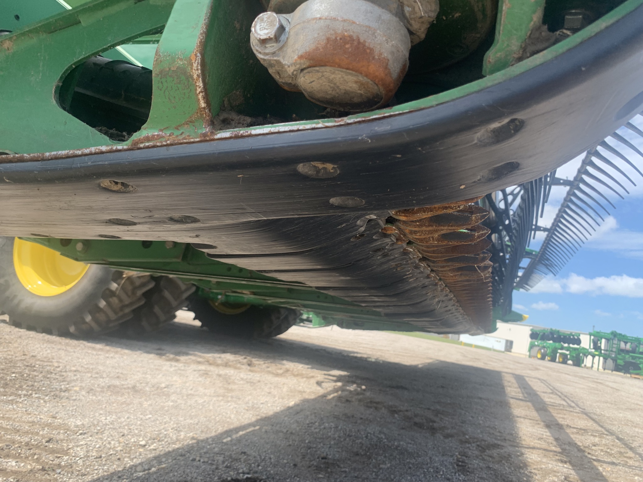 2022 John Deere HD40F Platform