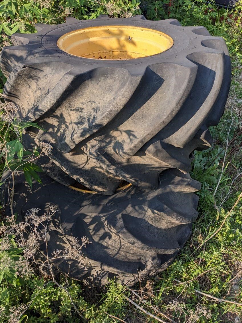  Goodyear 67x34.00-30 Wheels / Tires / Track