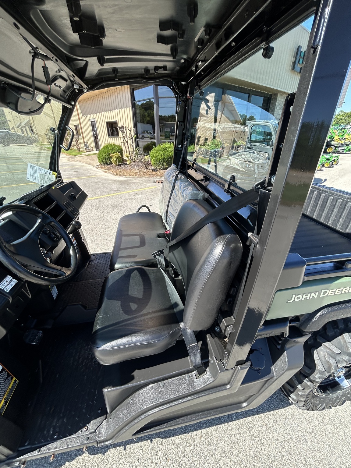 2023 John Deere XUV 835M ATVs and Utility Vehicle