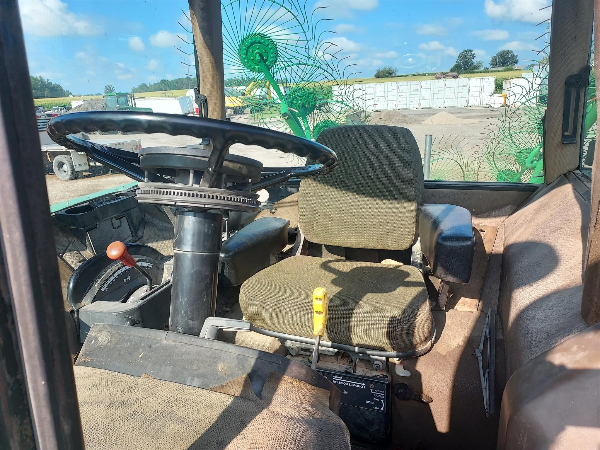  John Deere 4755 Tractor