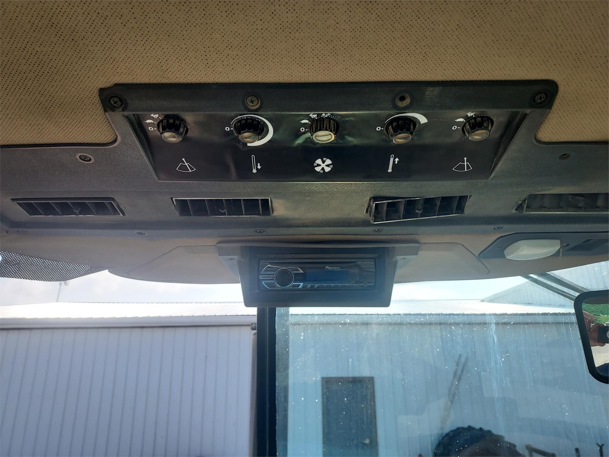  John Deere 4755 Tractor