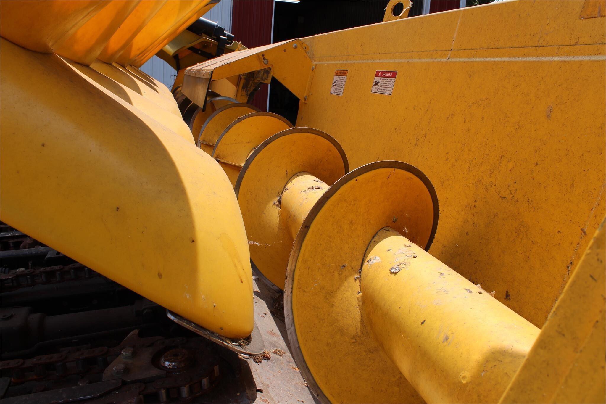 2012 New Holland 99C Corn Head