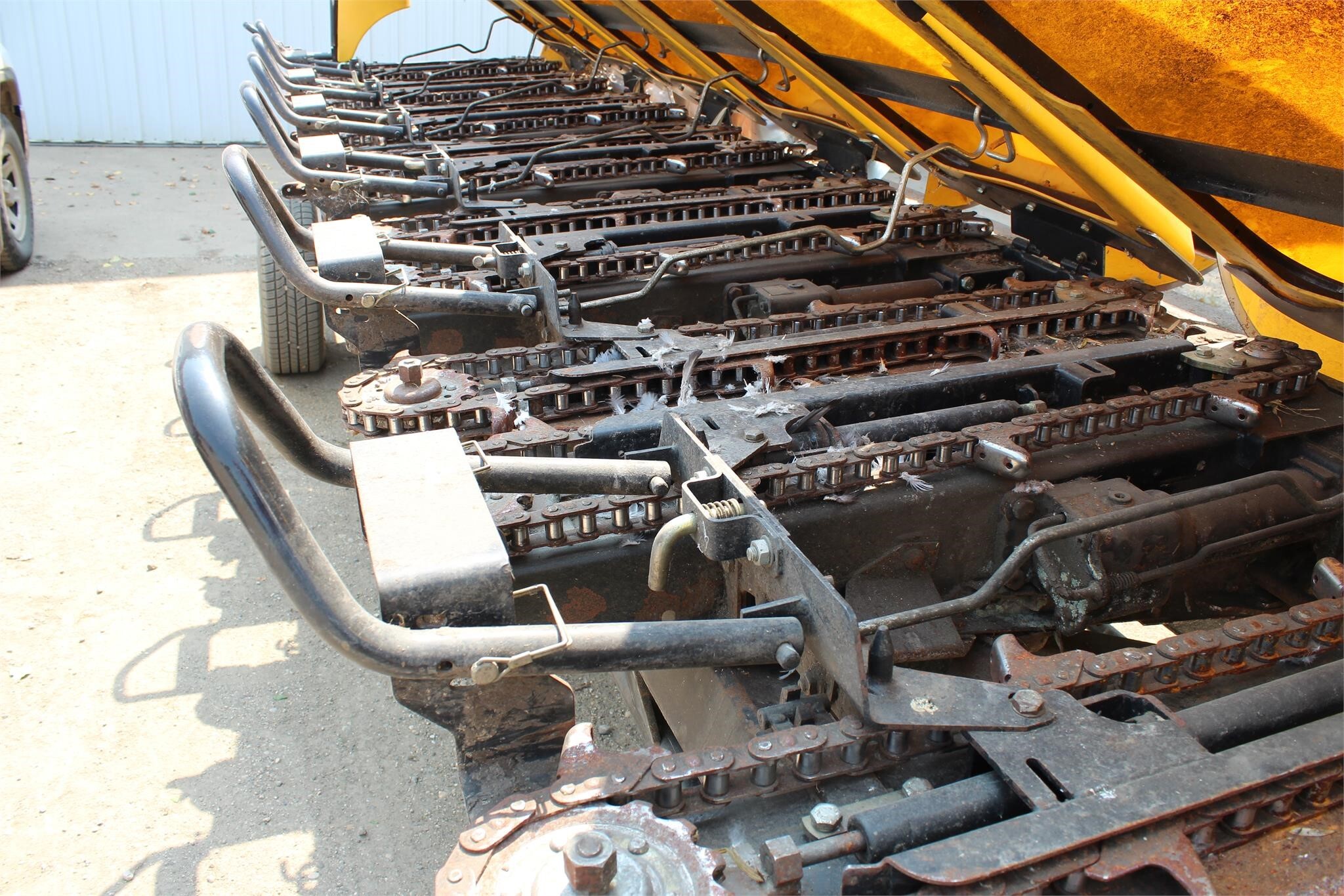2012 New Holland 99C Corn Head