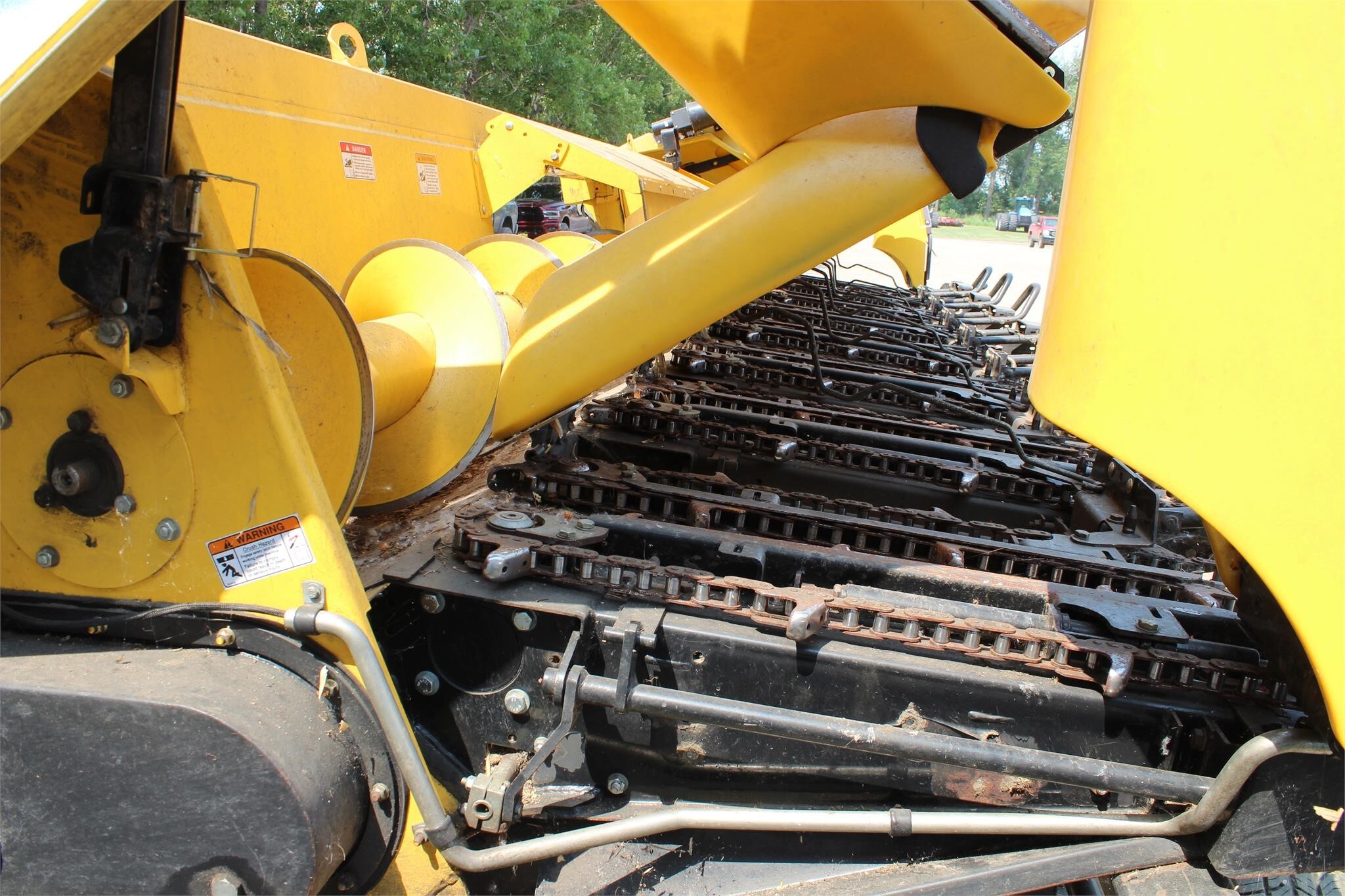 2012 New Holland 99C Corn Head
