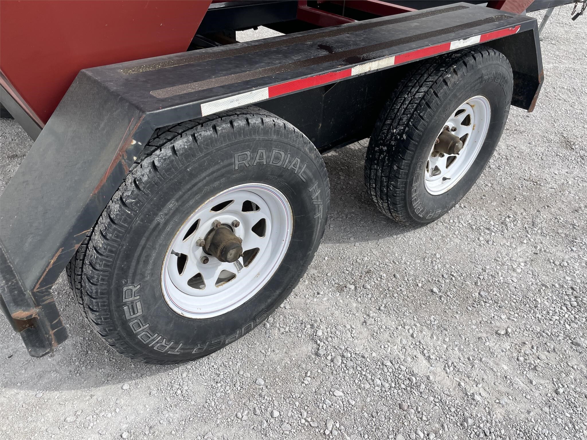  Friesen Titan 4 Seed Tender