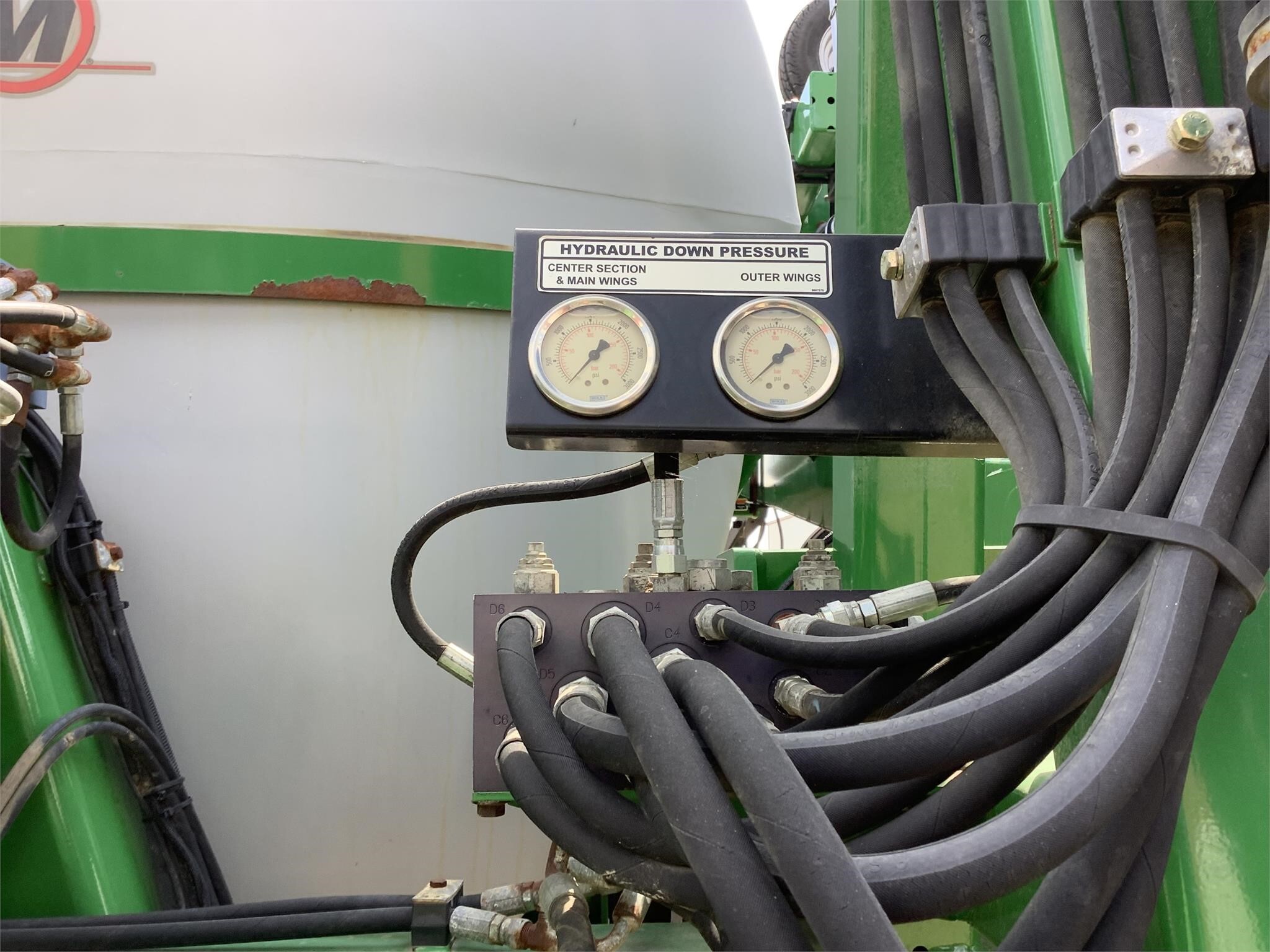 2020 Unverferth NutriMax 2600 Toolbar