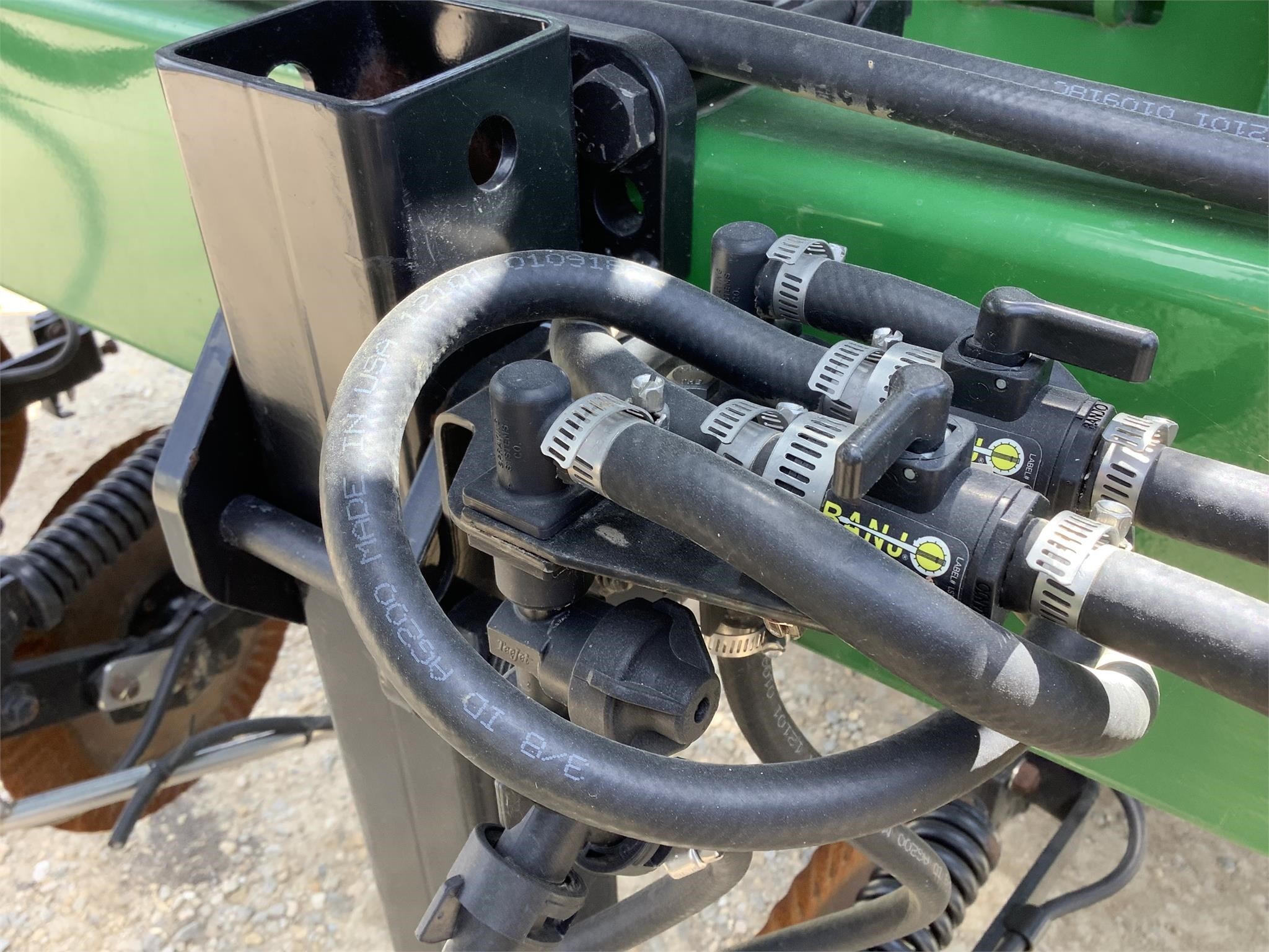 2020 Unverferth NutriMax 2600 Toolbar