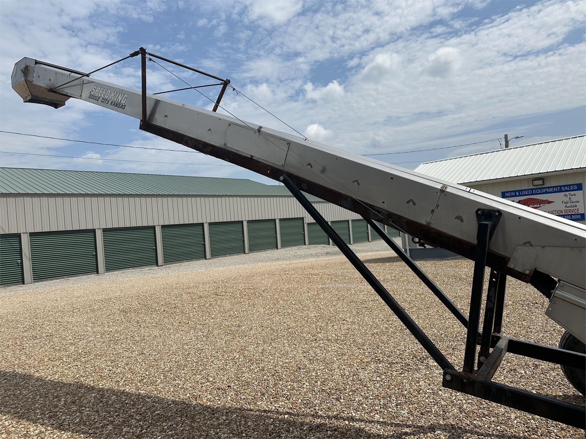  Speed King FL8x37 Augers and Conveyor