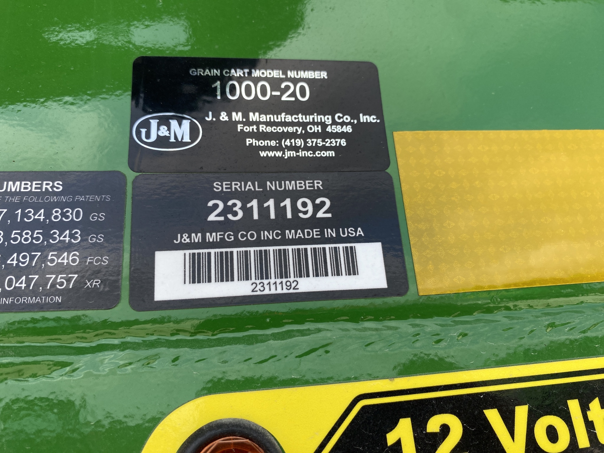2023 J&M 1000-20 Grain Cart