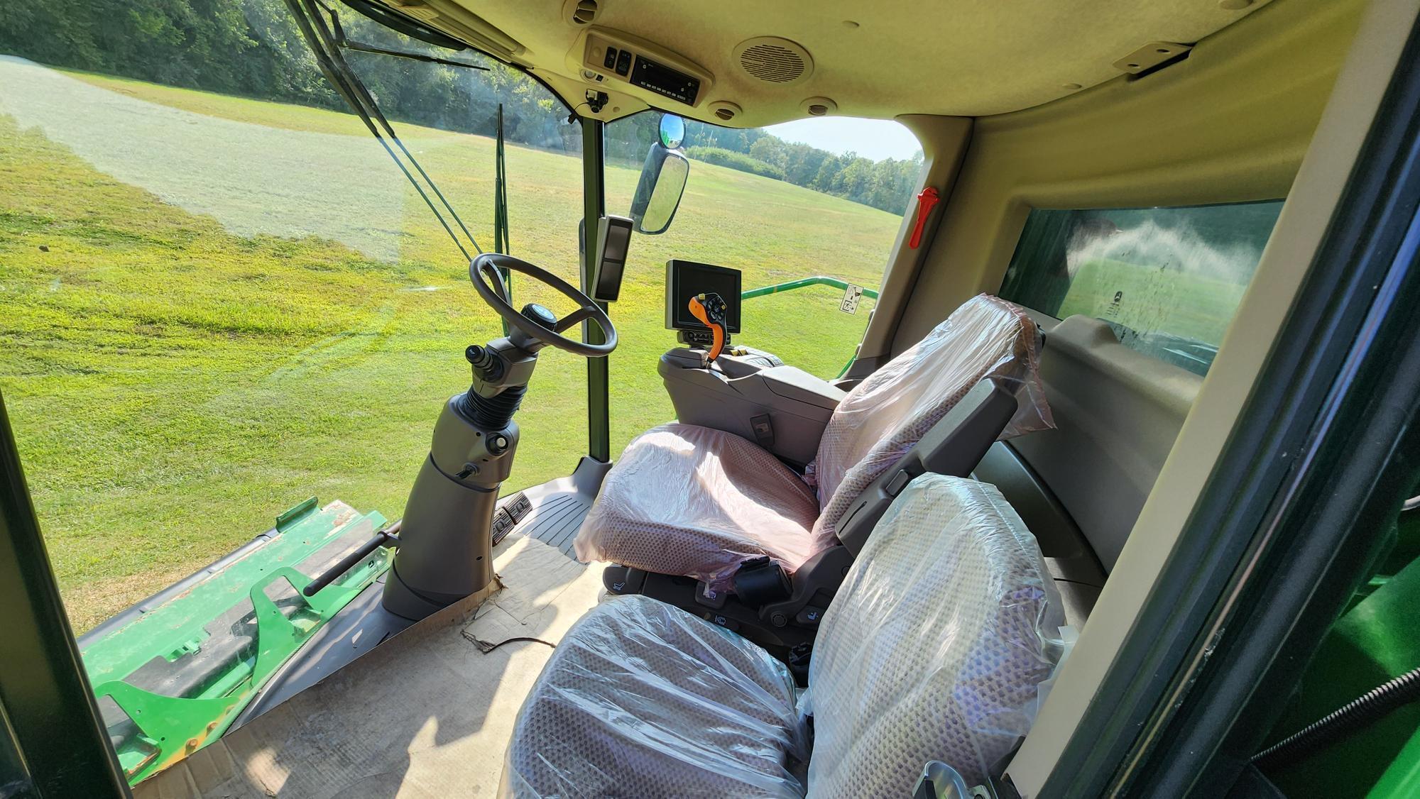 2023 John Deere S790 Combine