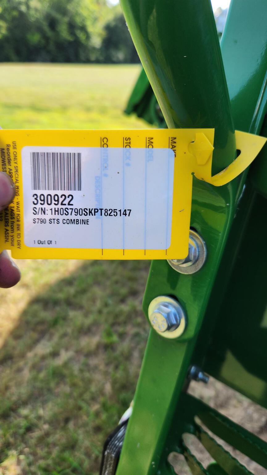 2023 John Deere S790 Combine
