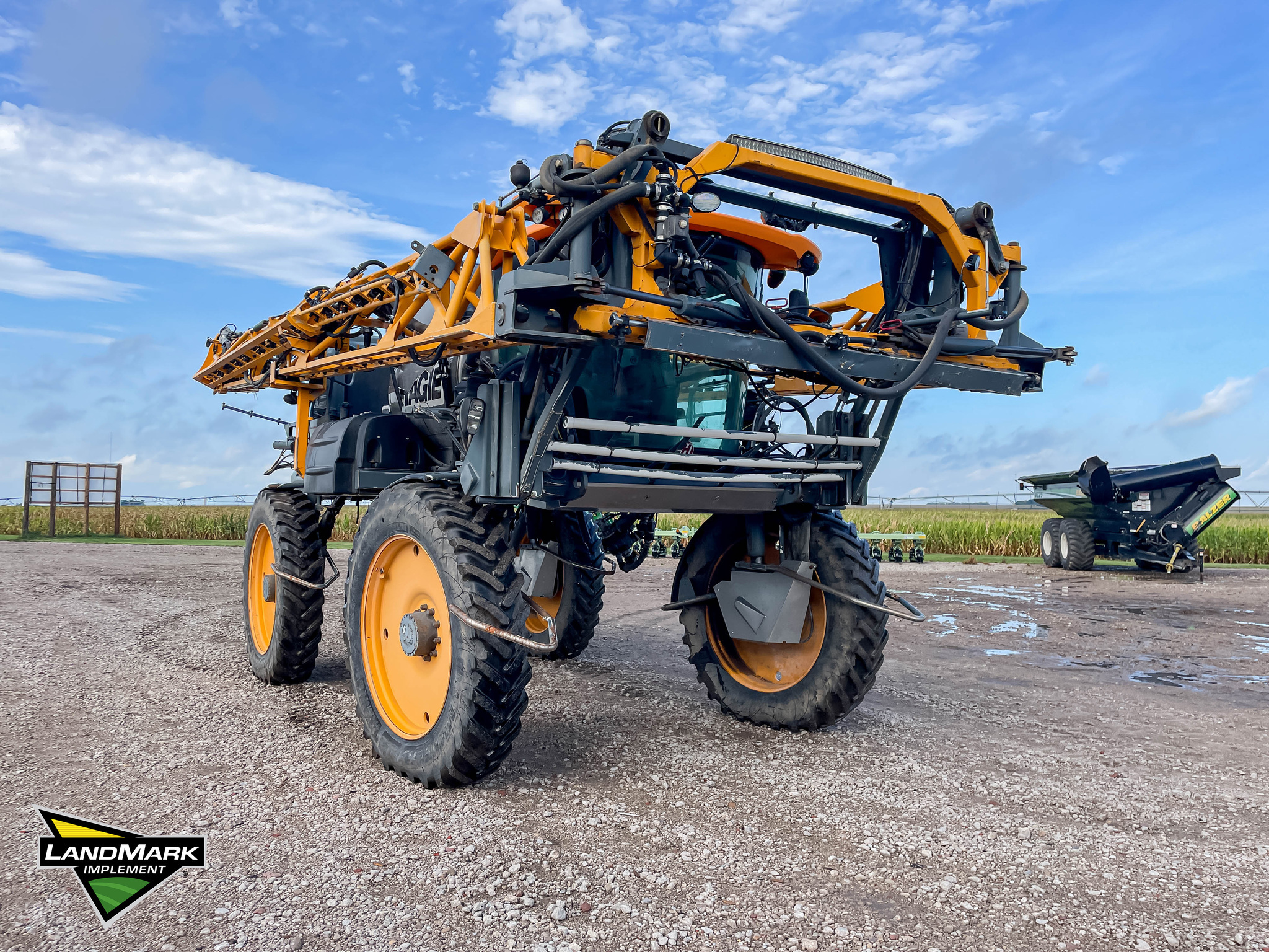 2014 Hagie STS12i Self-Propelled Sprayer