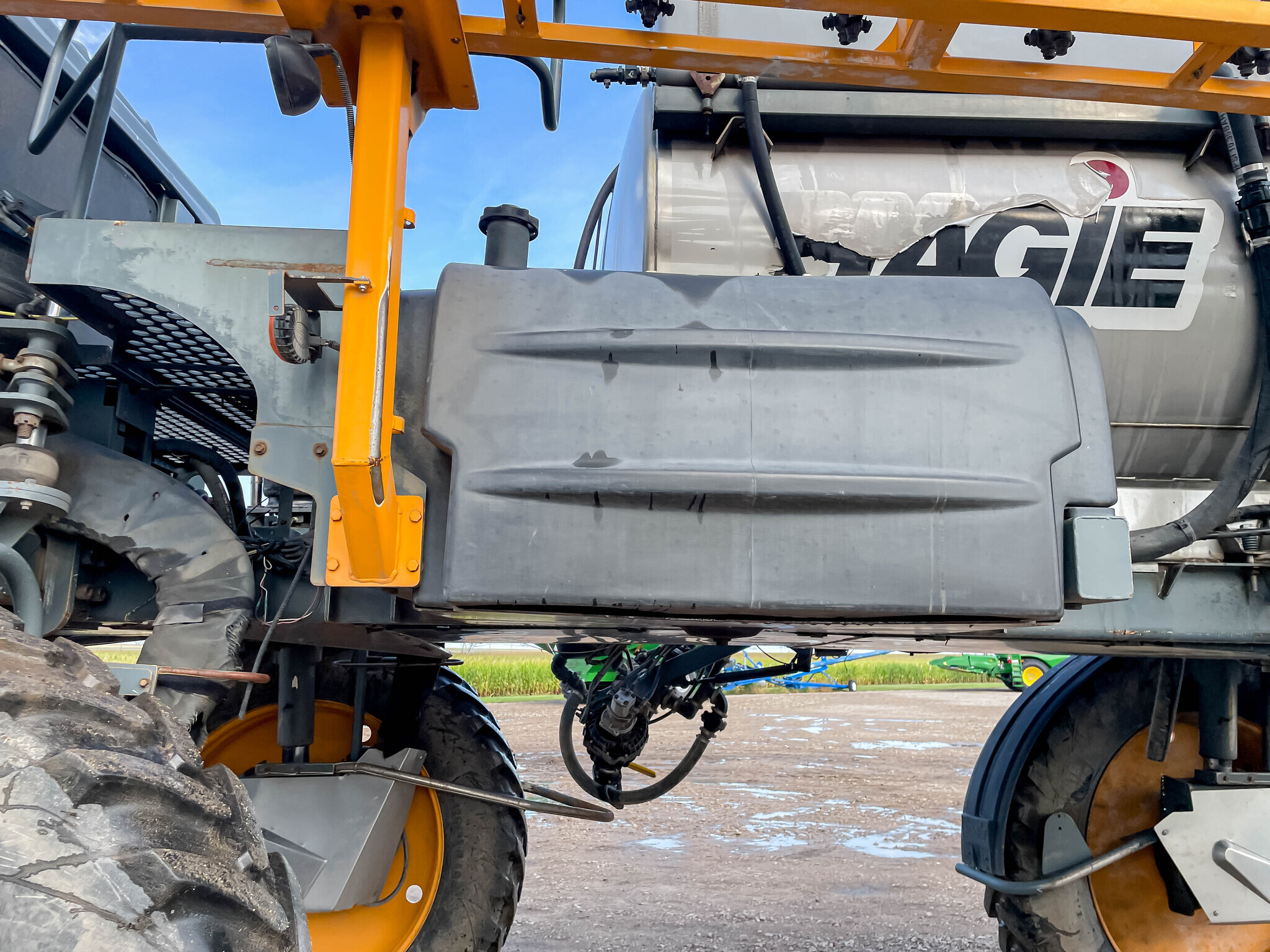 2014 Hagie STS12i Self-Propelled Sprayer