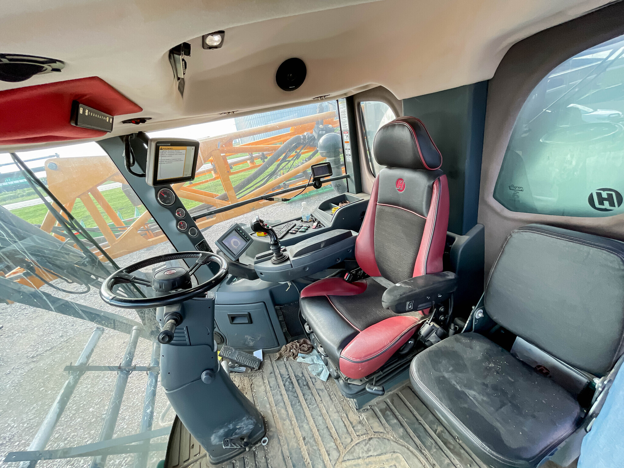 2014 Hagie STS12i Self-Propelled Sprayer
