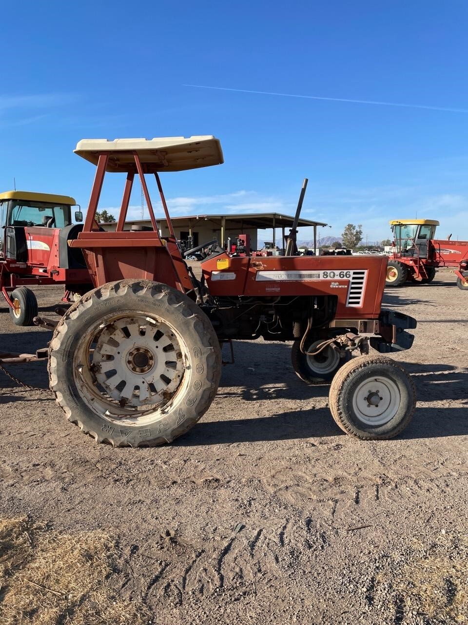  Hesston 80-66 Tractor