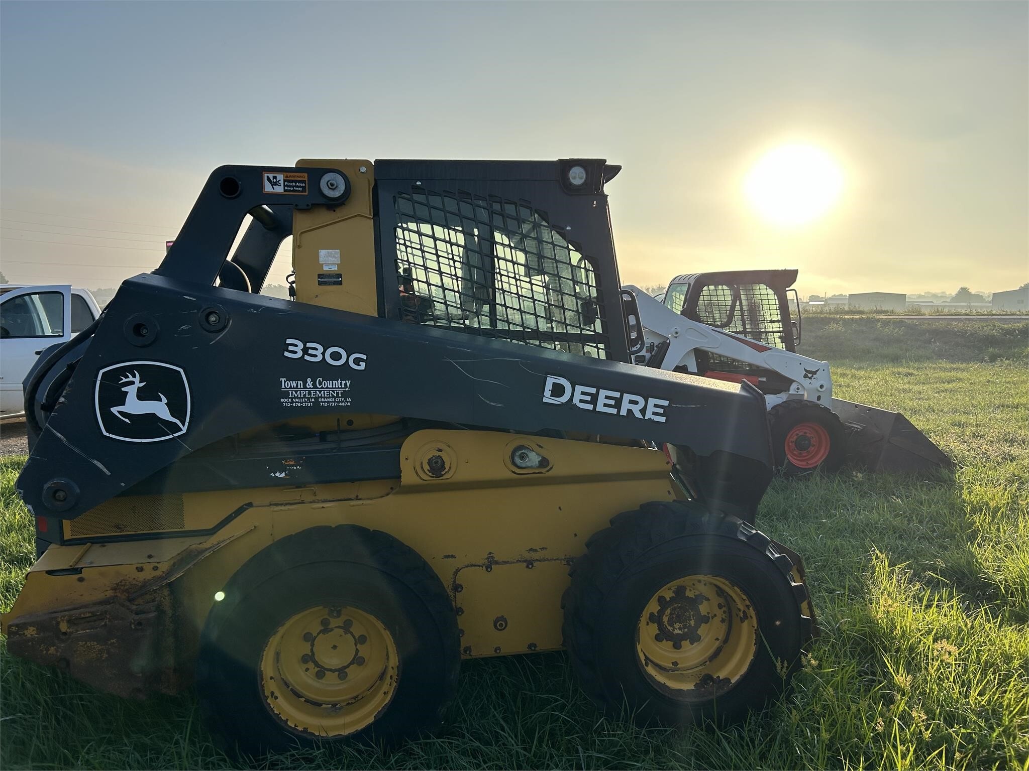 2020 Deere 330G Skid Steer