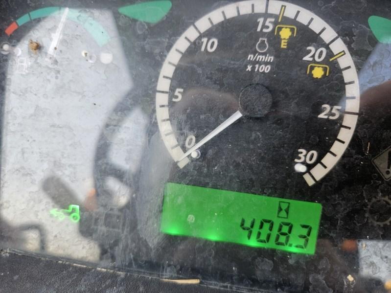 2018 John Deere 5075E Tractor