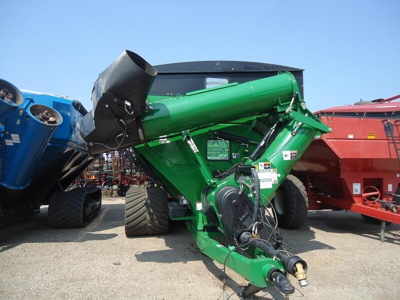 2021 Brent 1596 Grain Cart