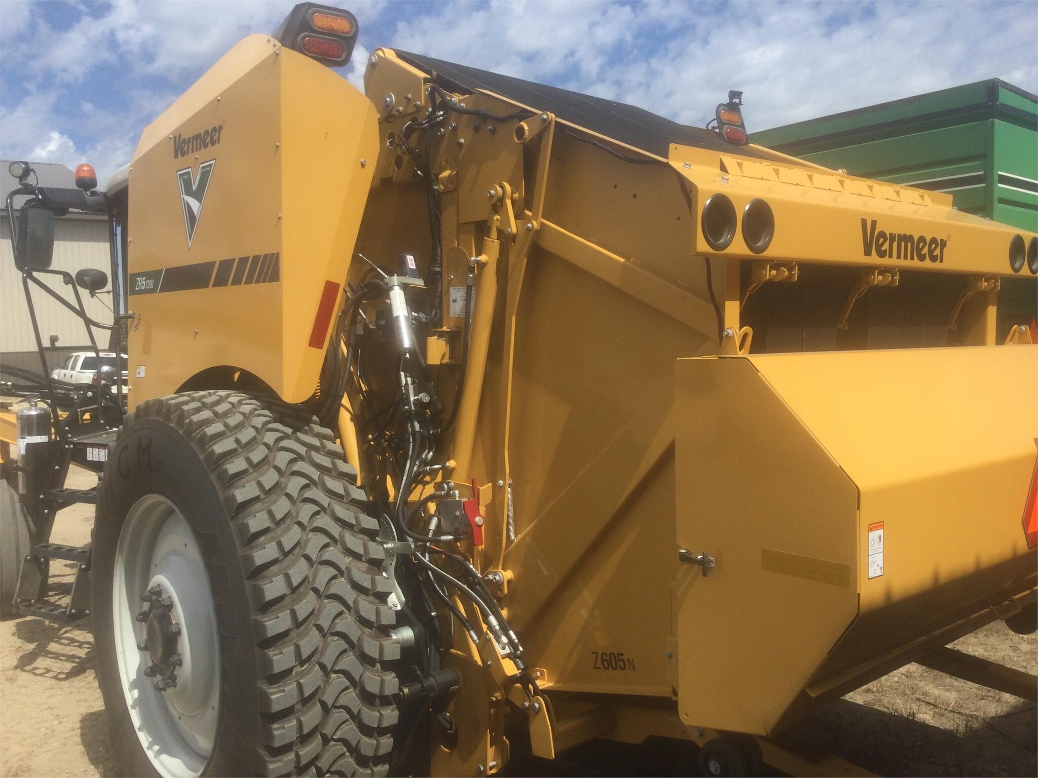 2023 Vermeer ZR5-1200 Round Baler