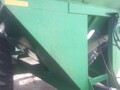 2009 J&M 875-18 Grain Cart