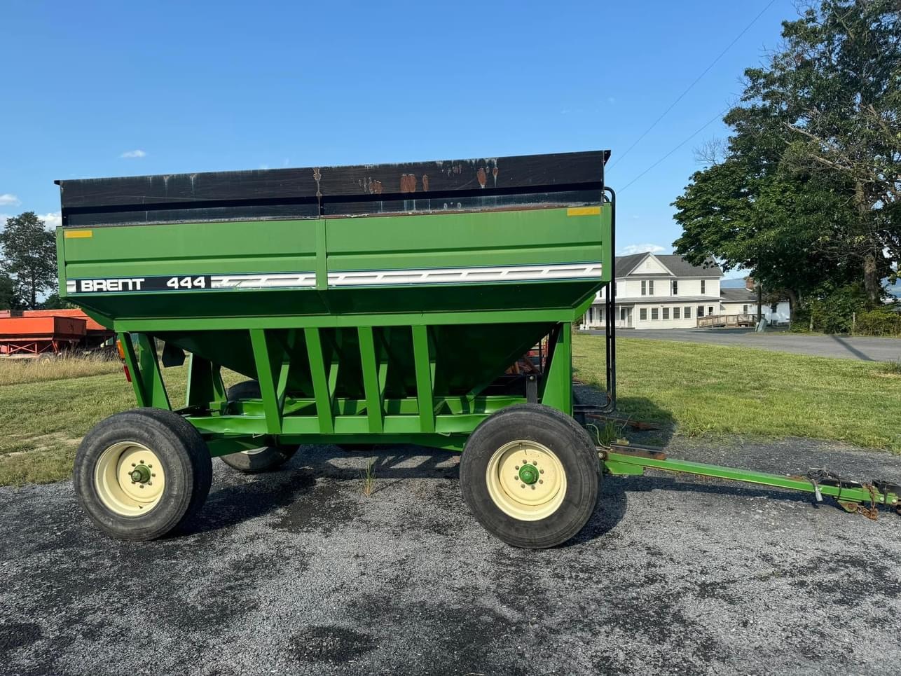  Brent 444 Gravity Wagon