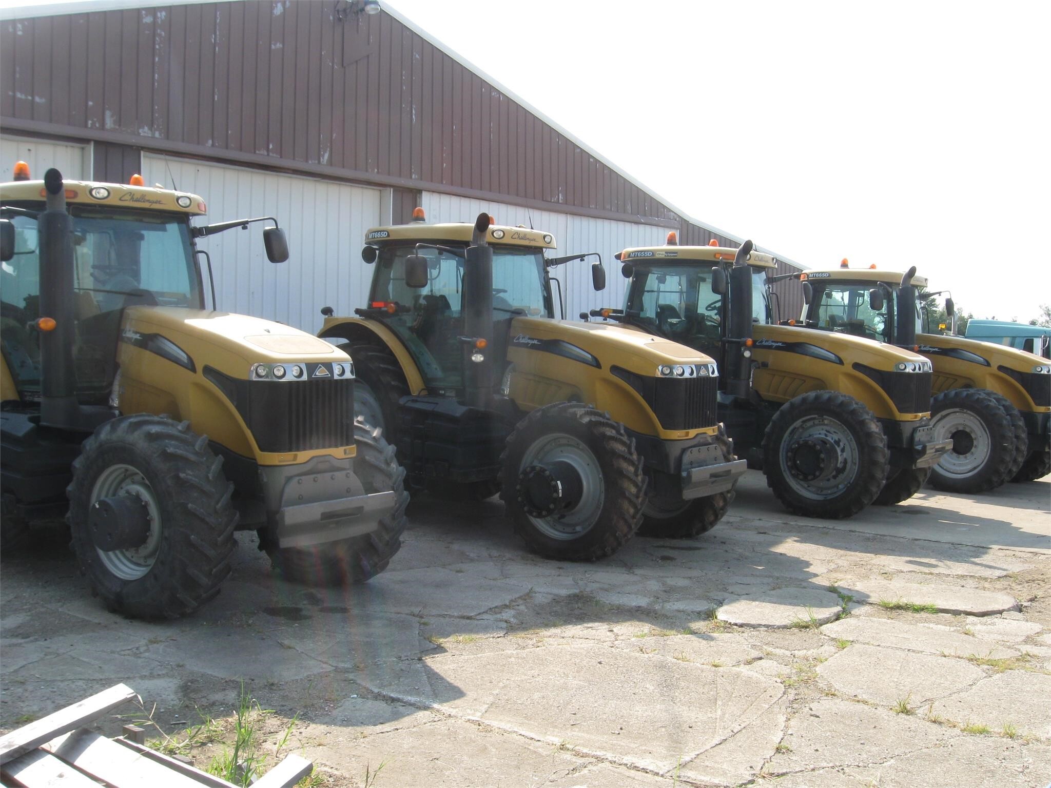 2013 Challenger MT665D Tractor