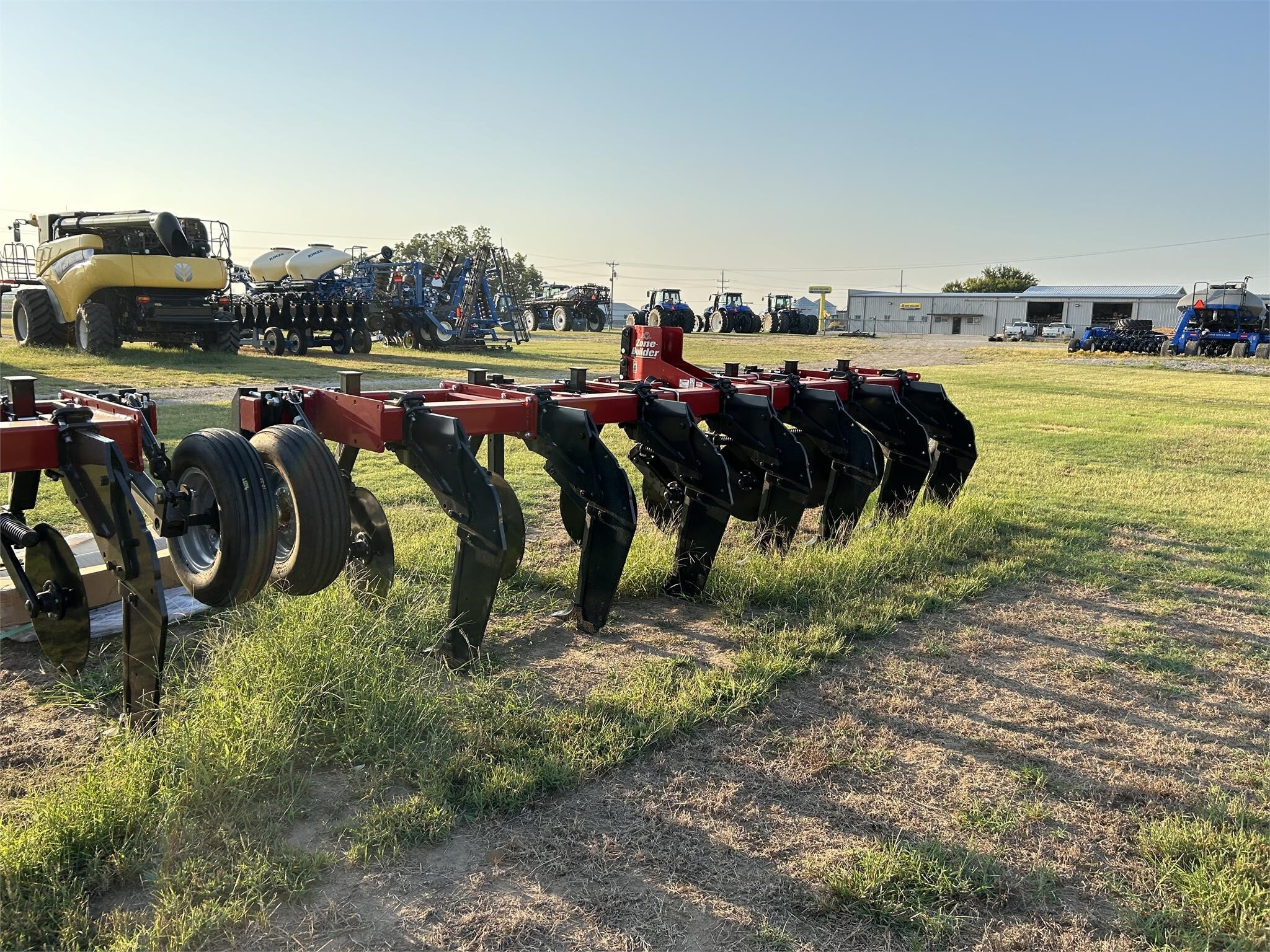 2024 Unverferth Zone-Builder 112 In-Line Ripper