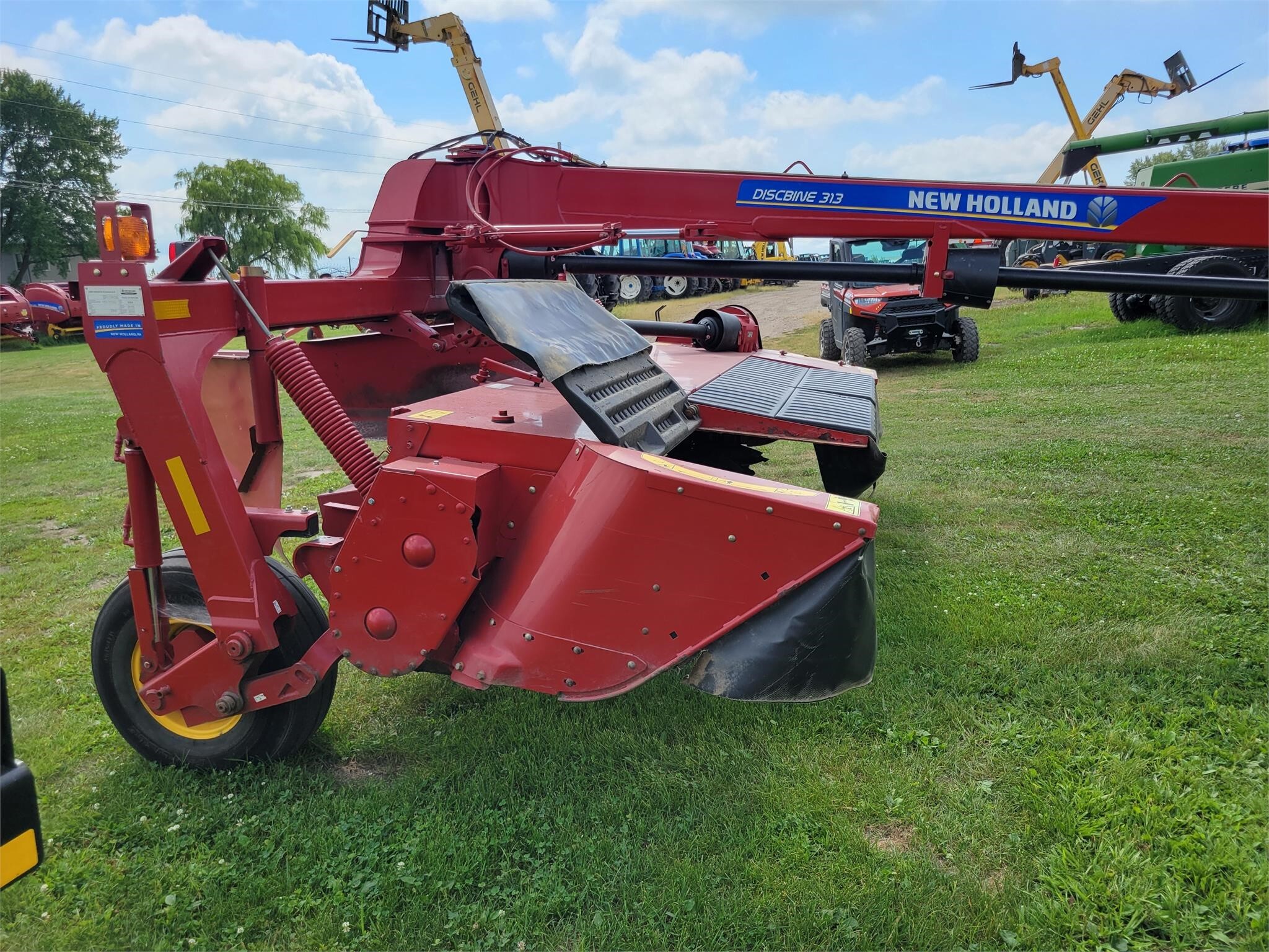 2015 New Holland 313 Mower Conditioner