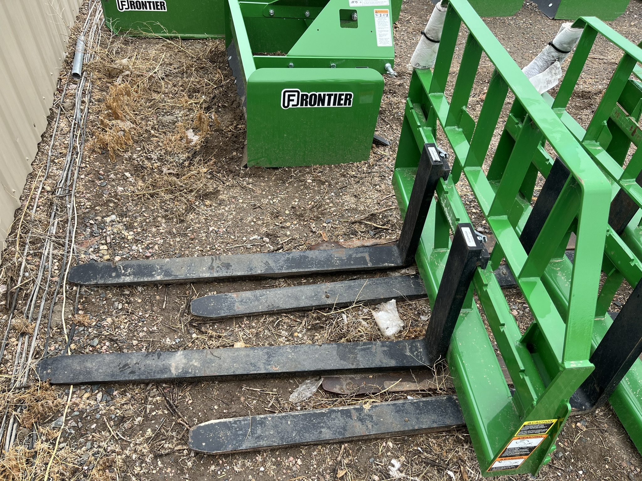 2022 Frontier AP12F Loader and Skid Steer Attachment